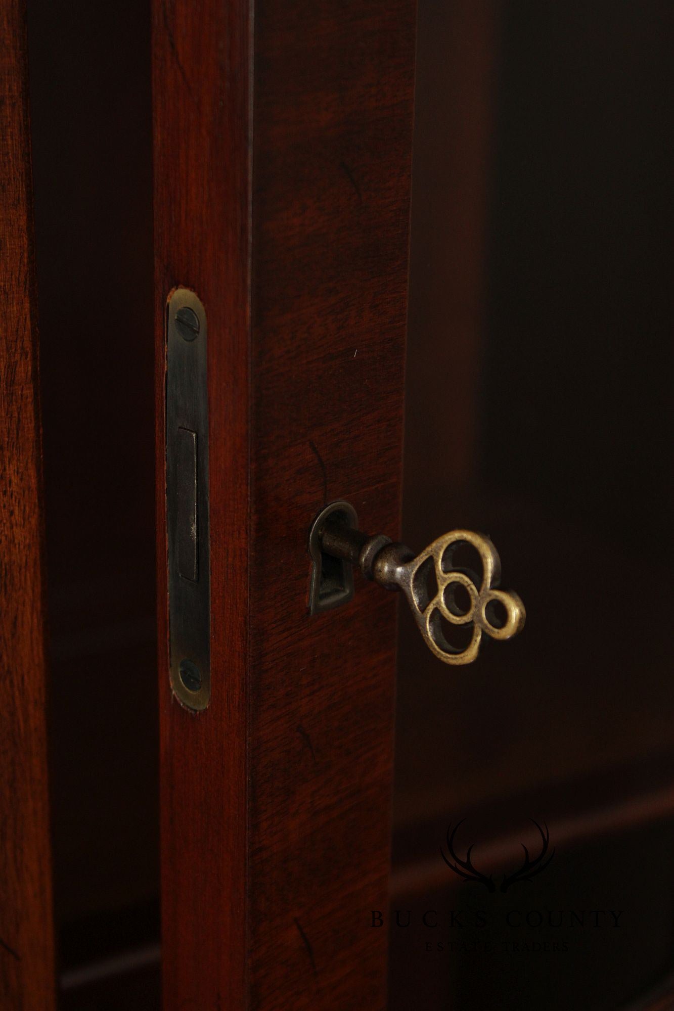 Colonial Treasure House Collection Georgian Style Mahogany Breakfront