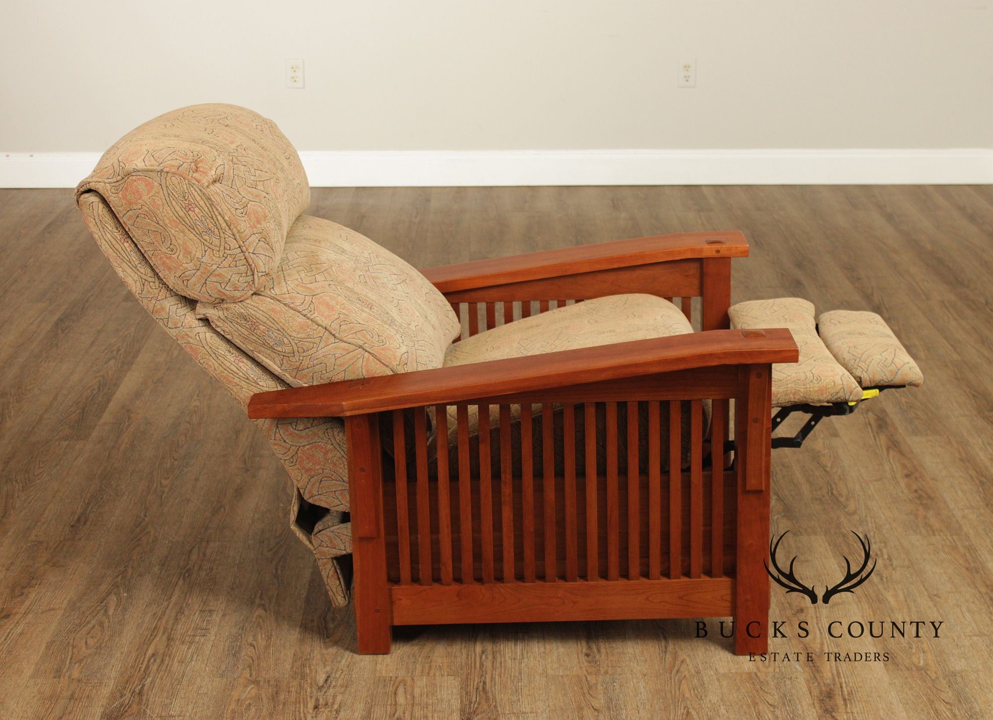 Stickley Mission Collection Cherry Spindle Morris Recliner