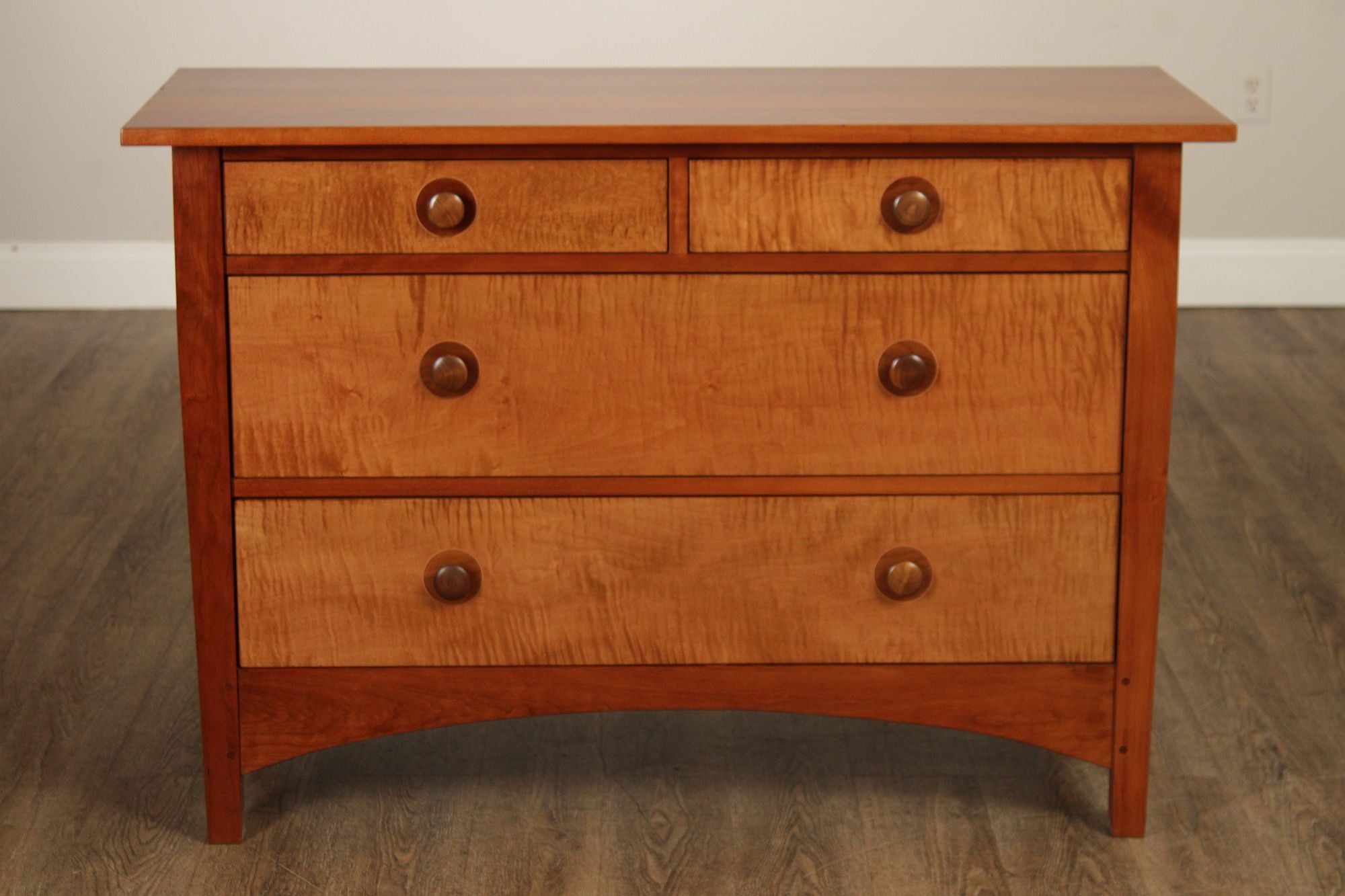 Stickley Mission Collection Harvey Ellis Cherry and Maple Single Dresser