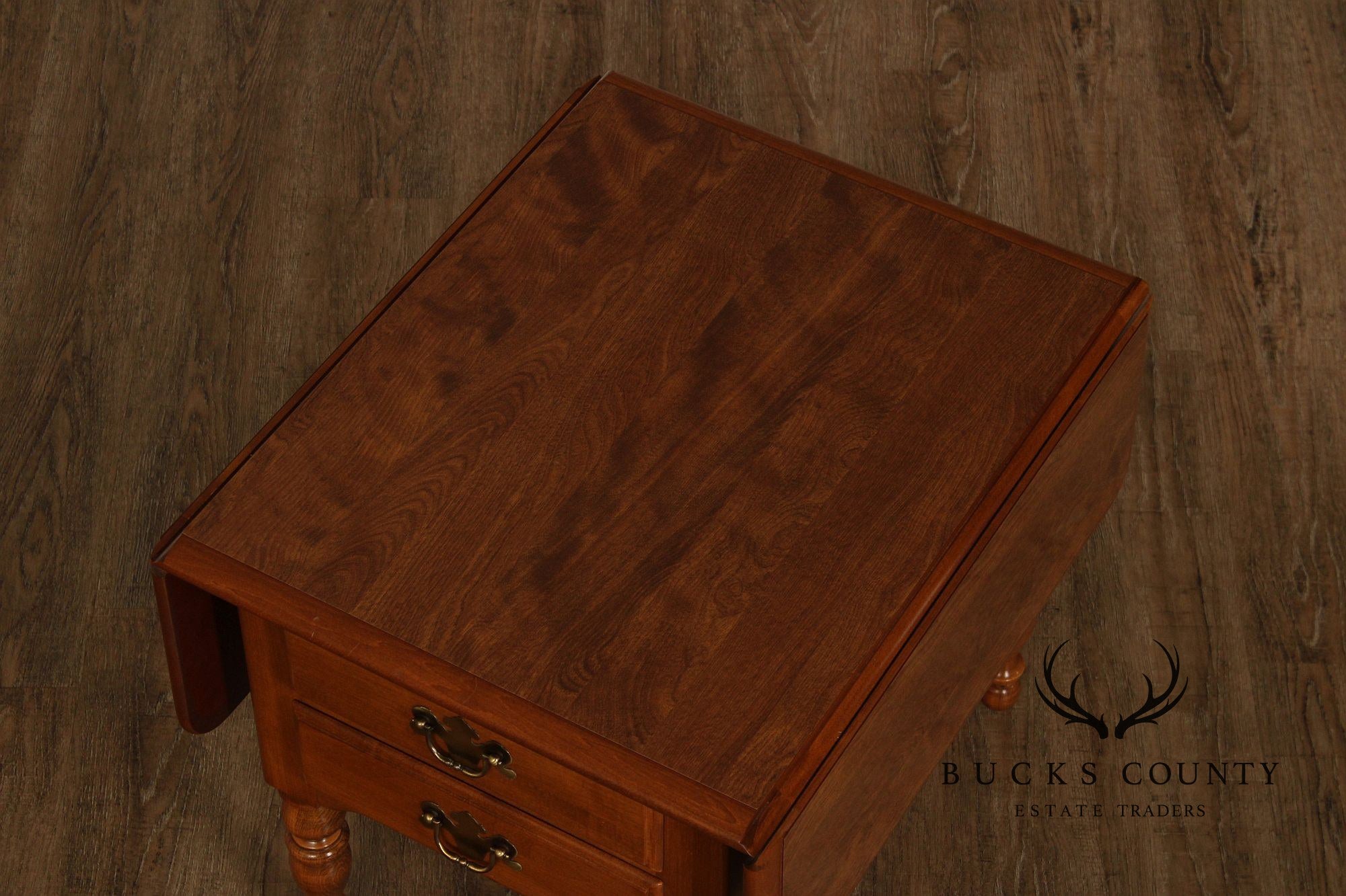 Ethan Allen Heirloom Nutmeg Maple Colonial Style Maple Drop Leaf Side Table