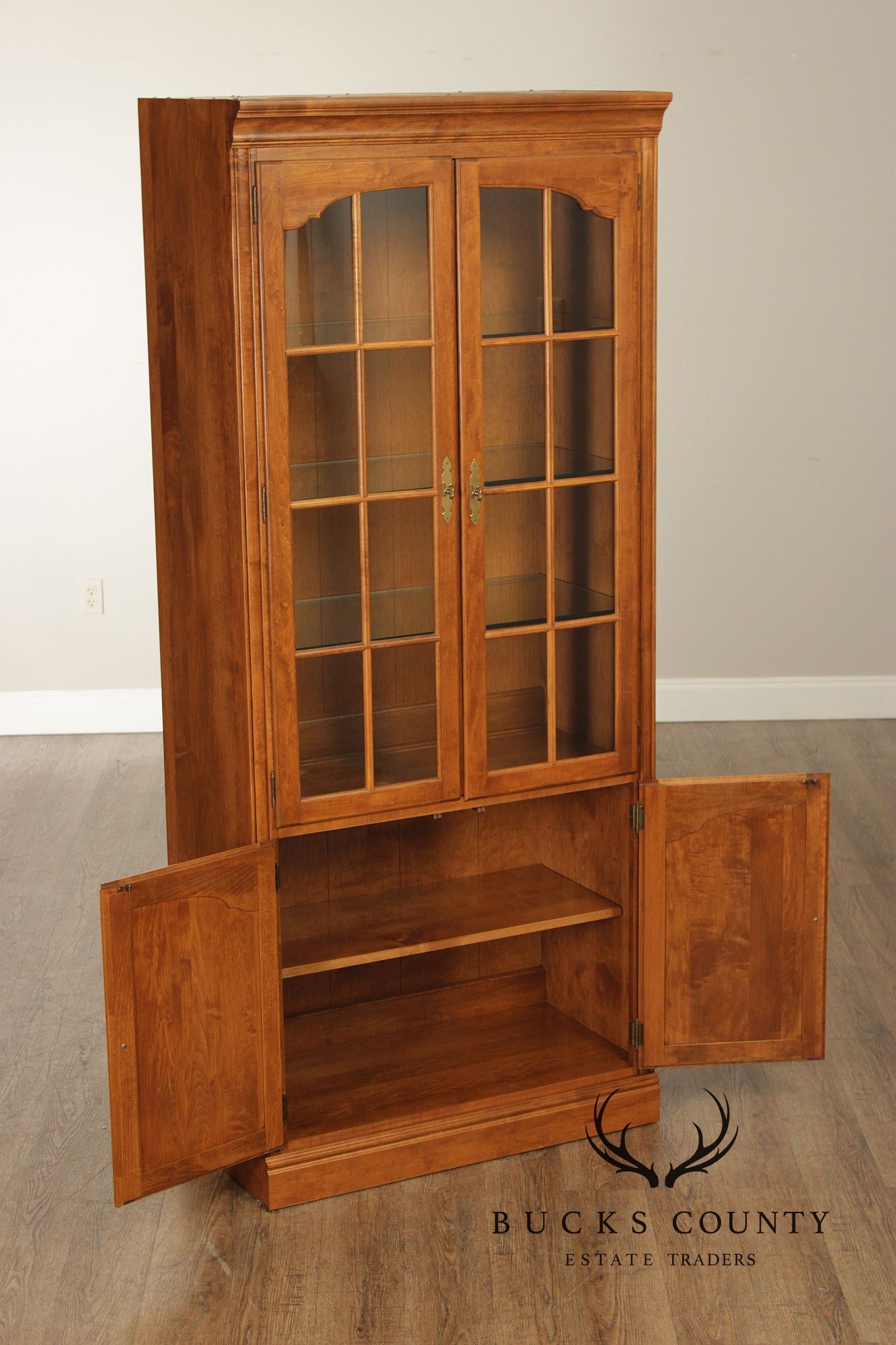 Ethan Allen 1776 Collection Pair Maple Display Bookcase Cabinets