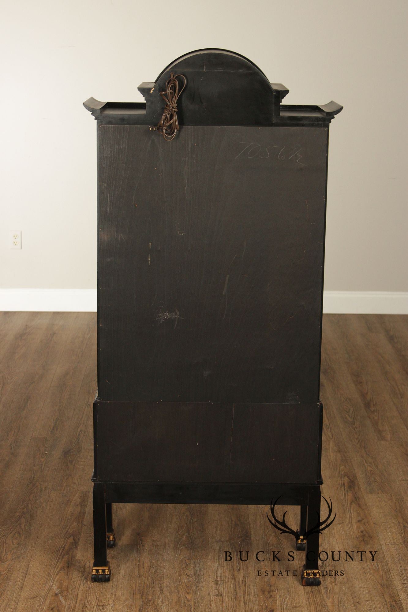 Chinoiserie Lacquered Display Cabinet