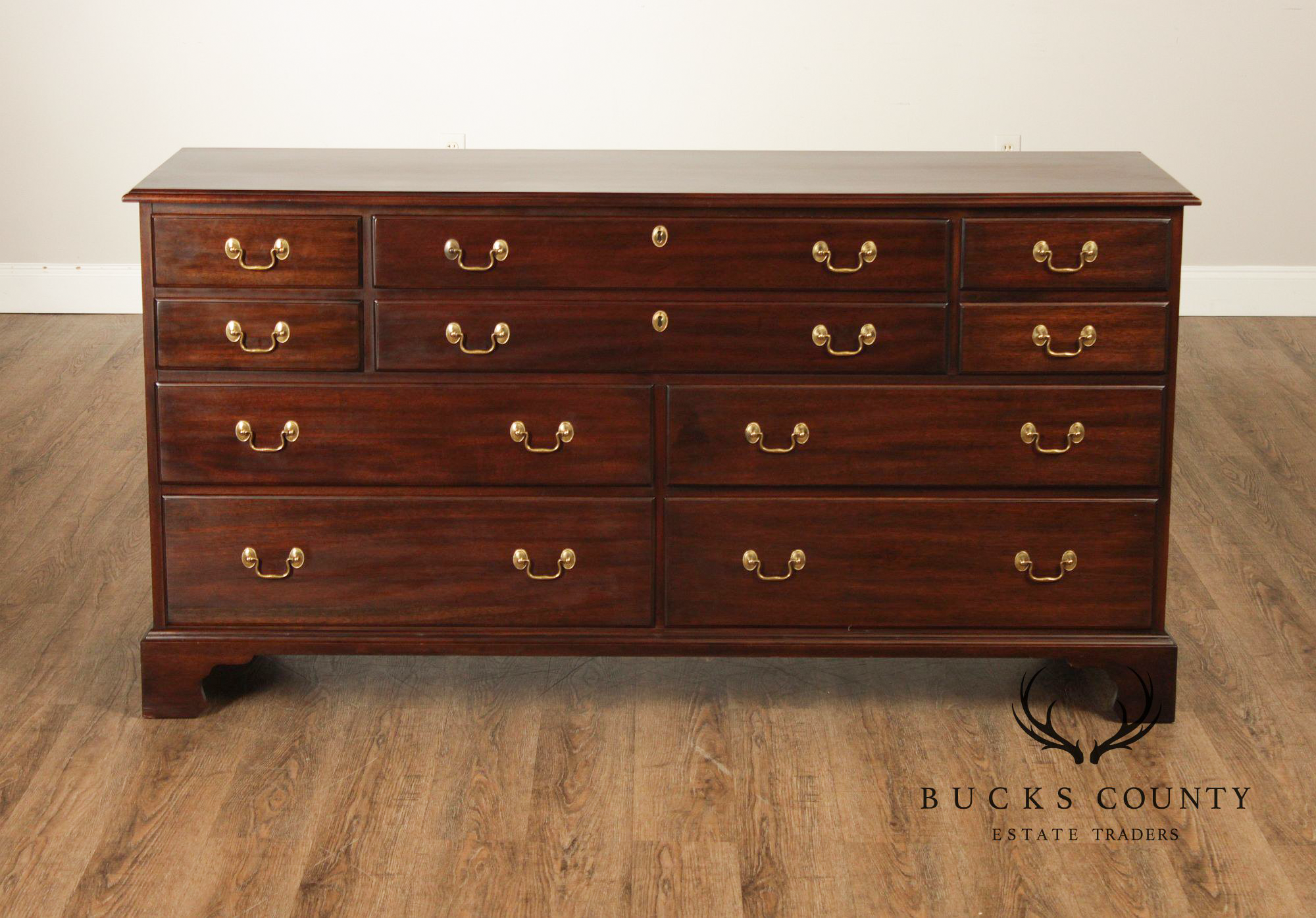 Henkel Harris Mahogany Chippendale Style 10 Drawer Dresser