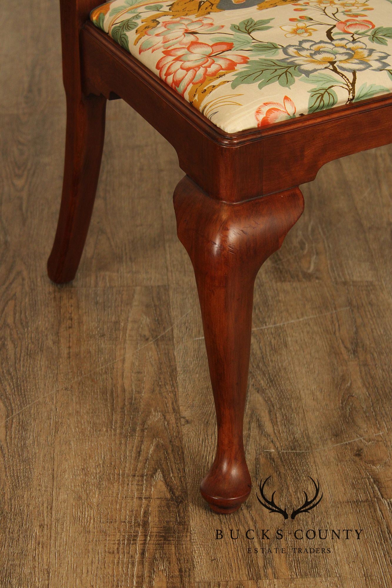 Henkel Harris Queen Anne Style Vintage Set of Five Cherry Dining Chairs