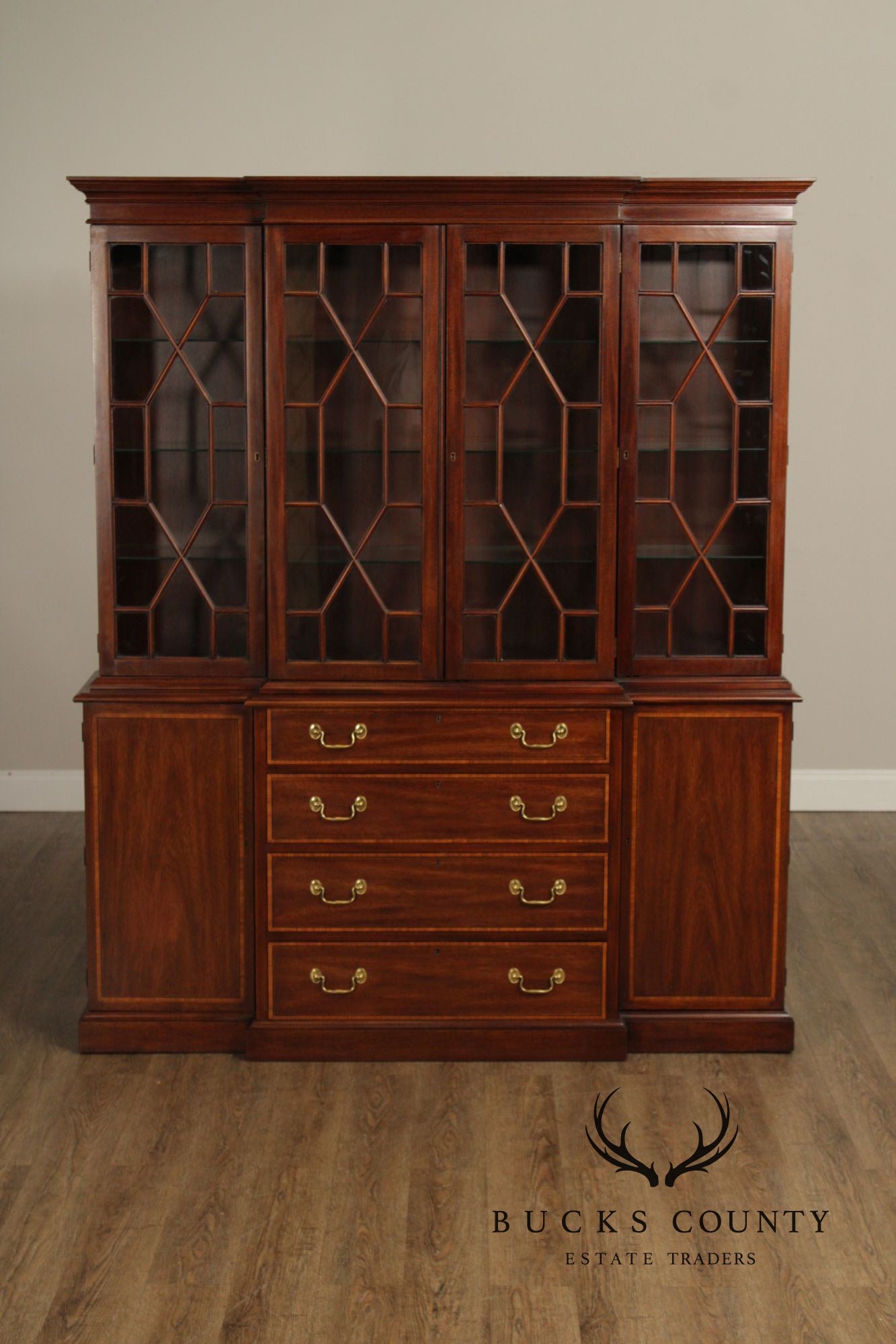 Henkel Harris Traditional Mahogany Lighted Breakfront China Cabinet