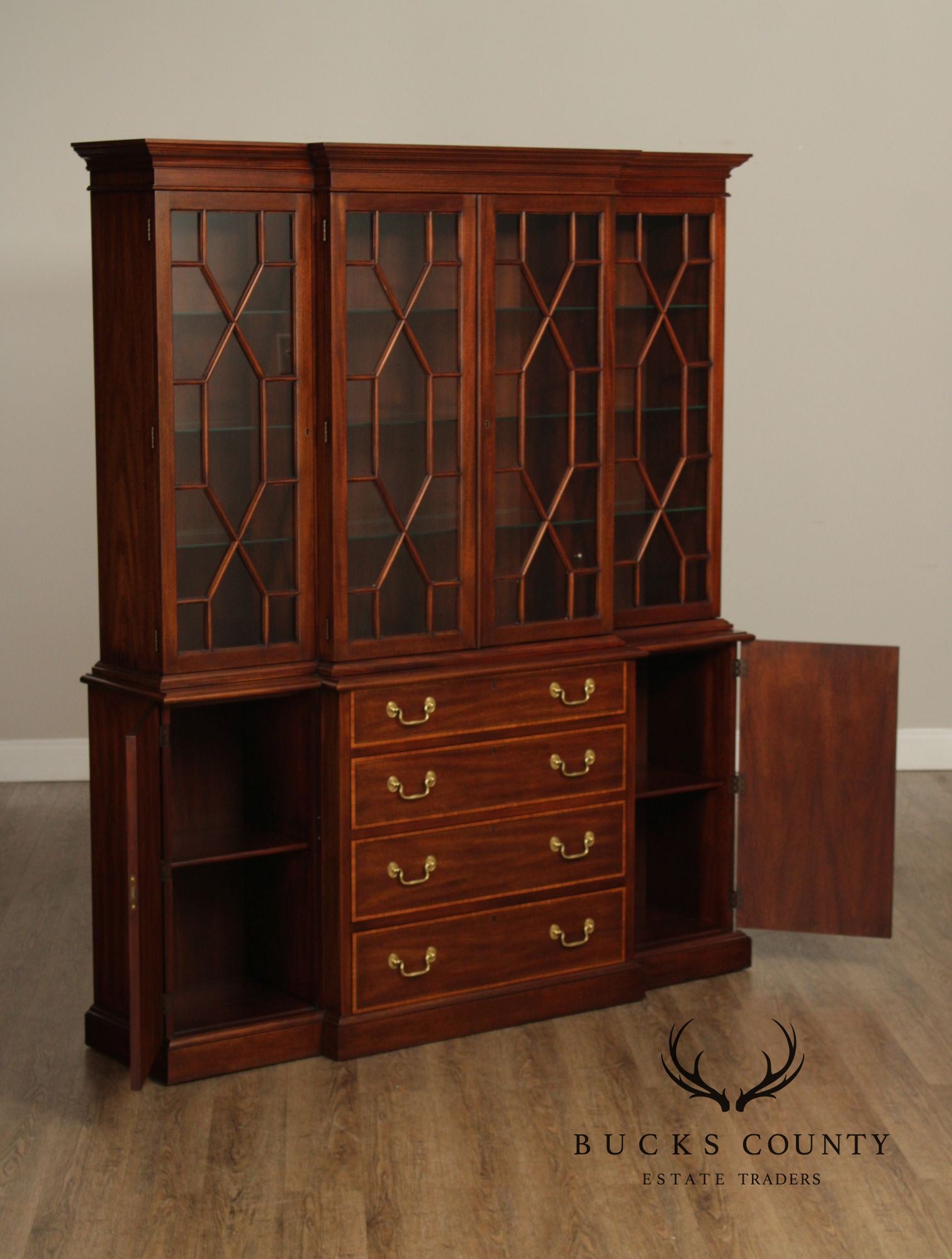 Henkel Harris Traditional Mahogany Lighted Breakfront China Cabinet