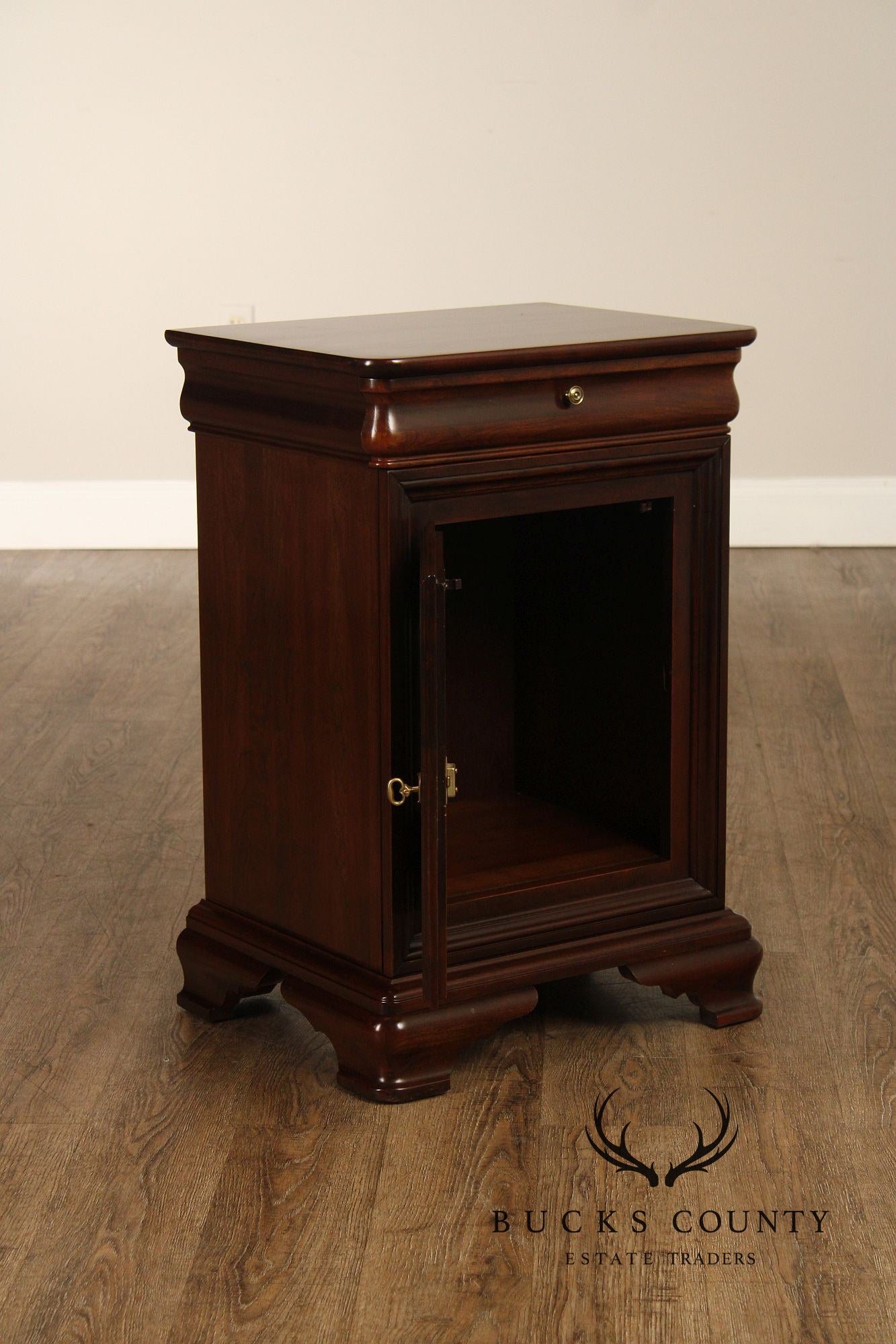 Jamestown Sterling Cherry Bedside Cabinet