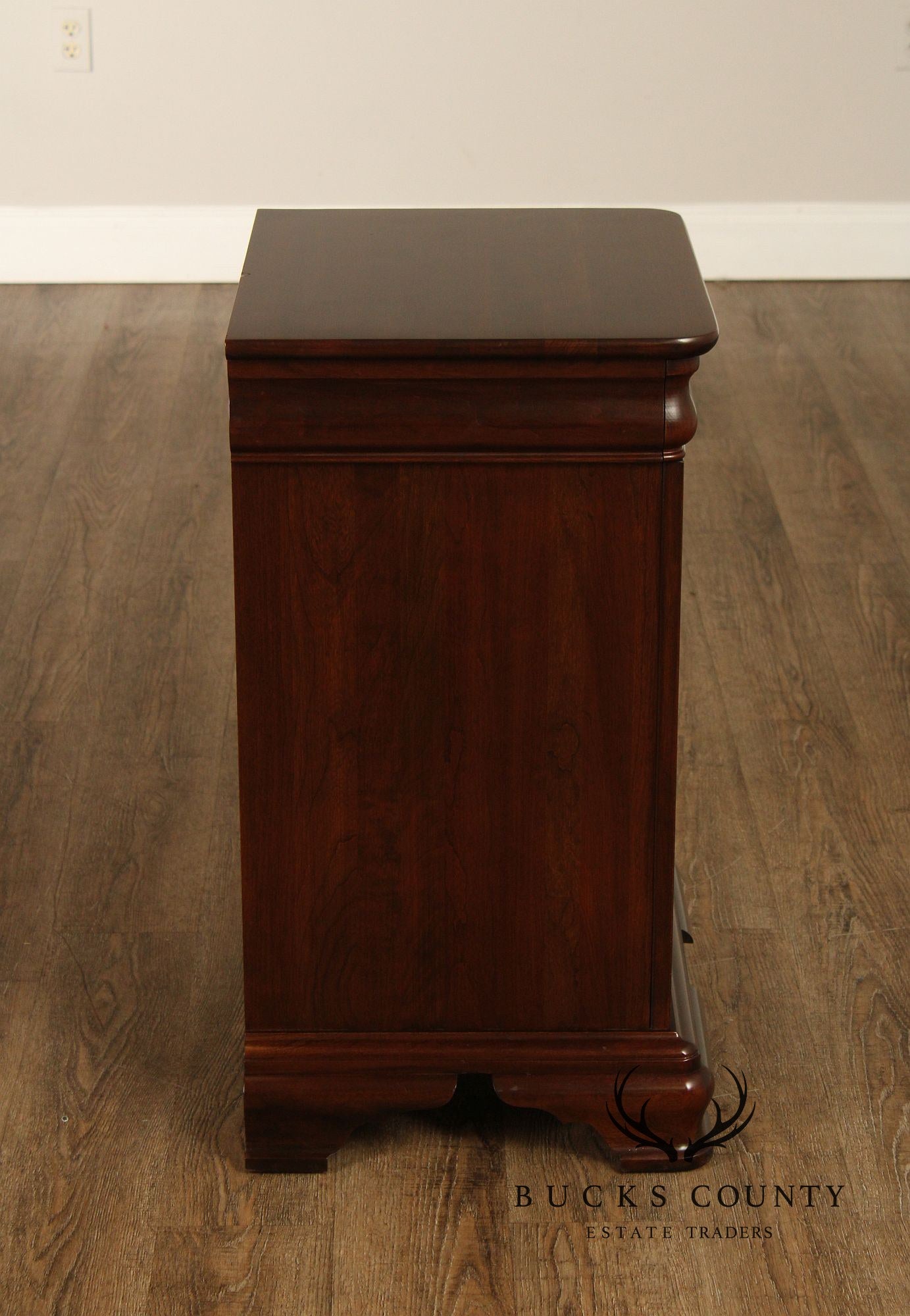 Jamestown Sterling Cherry Bedside Cabinet