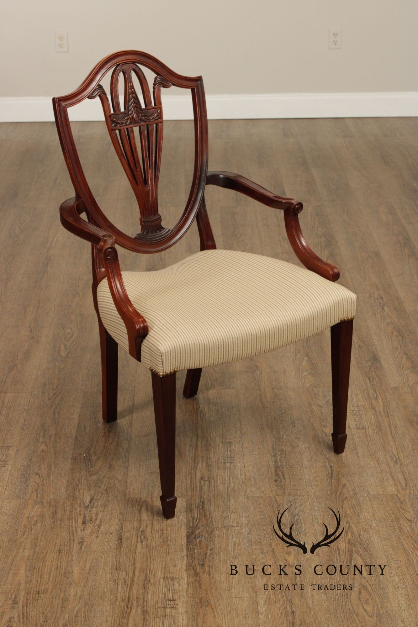 Baker Hepplewhite Style Set of Eight Mahogany Dining Chairs