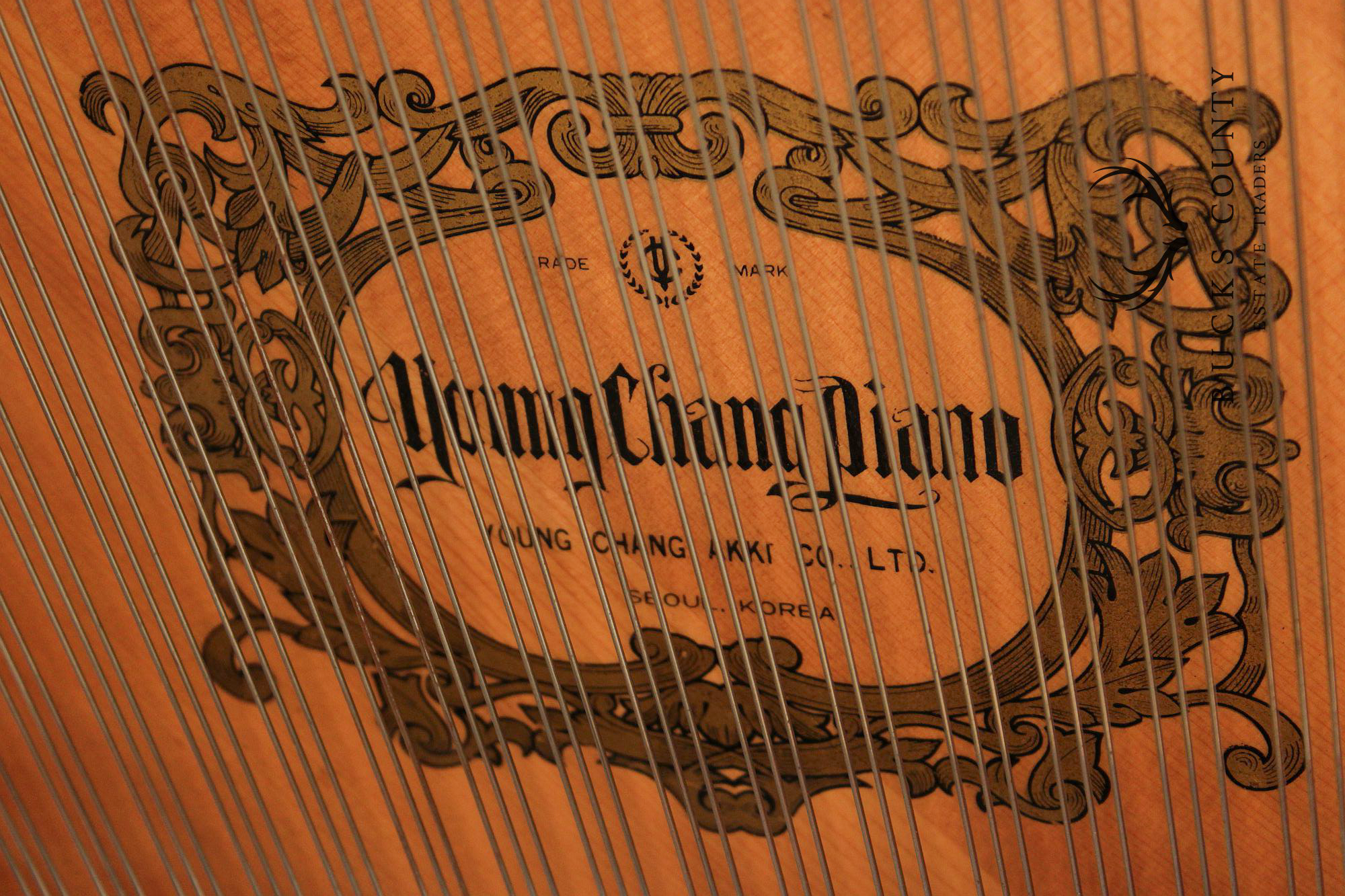 Young Chang G-157 White Baby Grand Piano With Bench