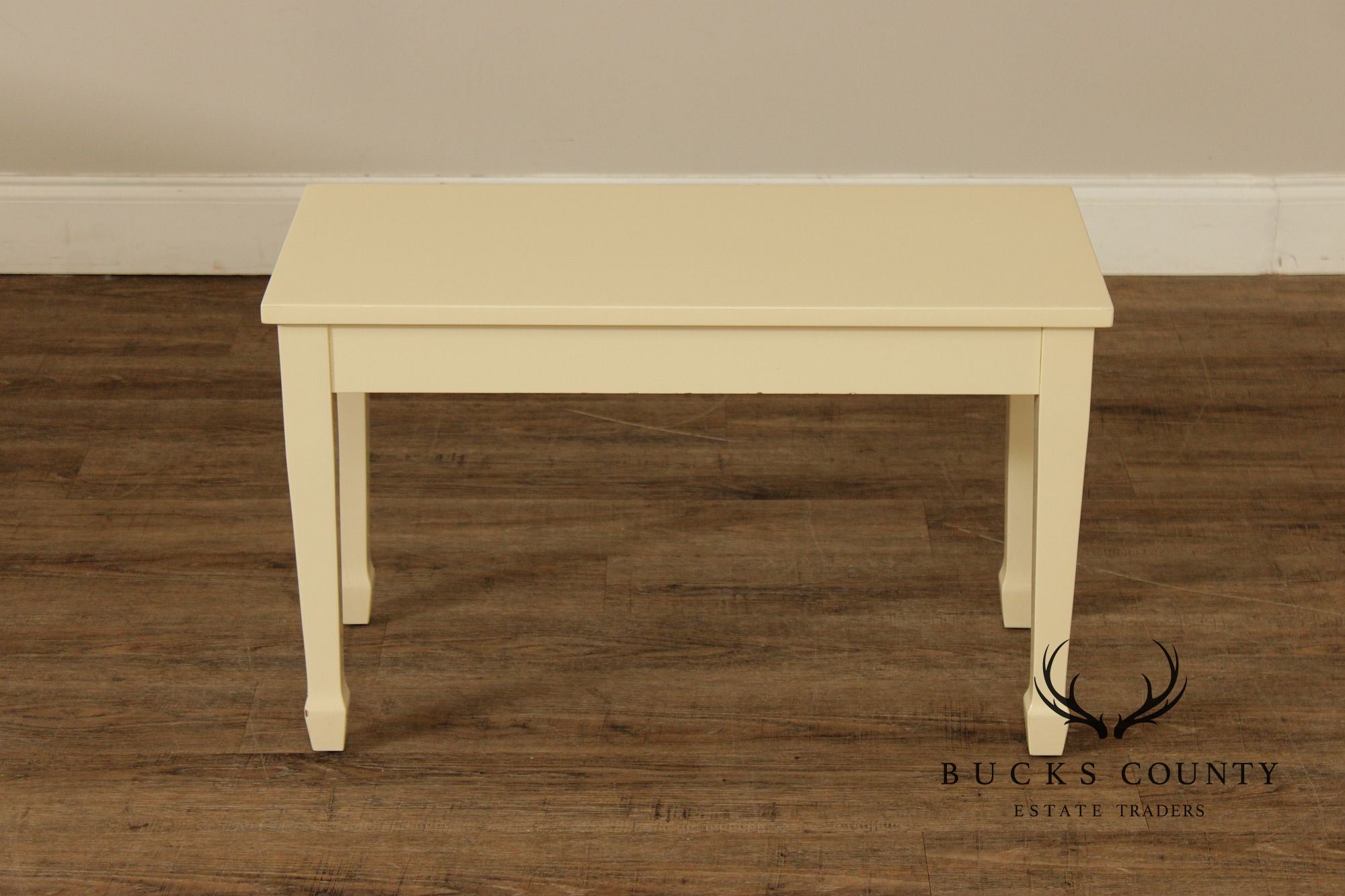 Young Chang G-157 White Baby Grand Piano With Bench