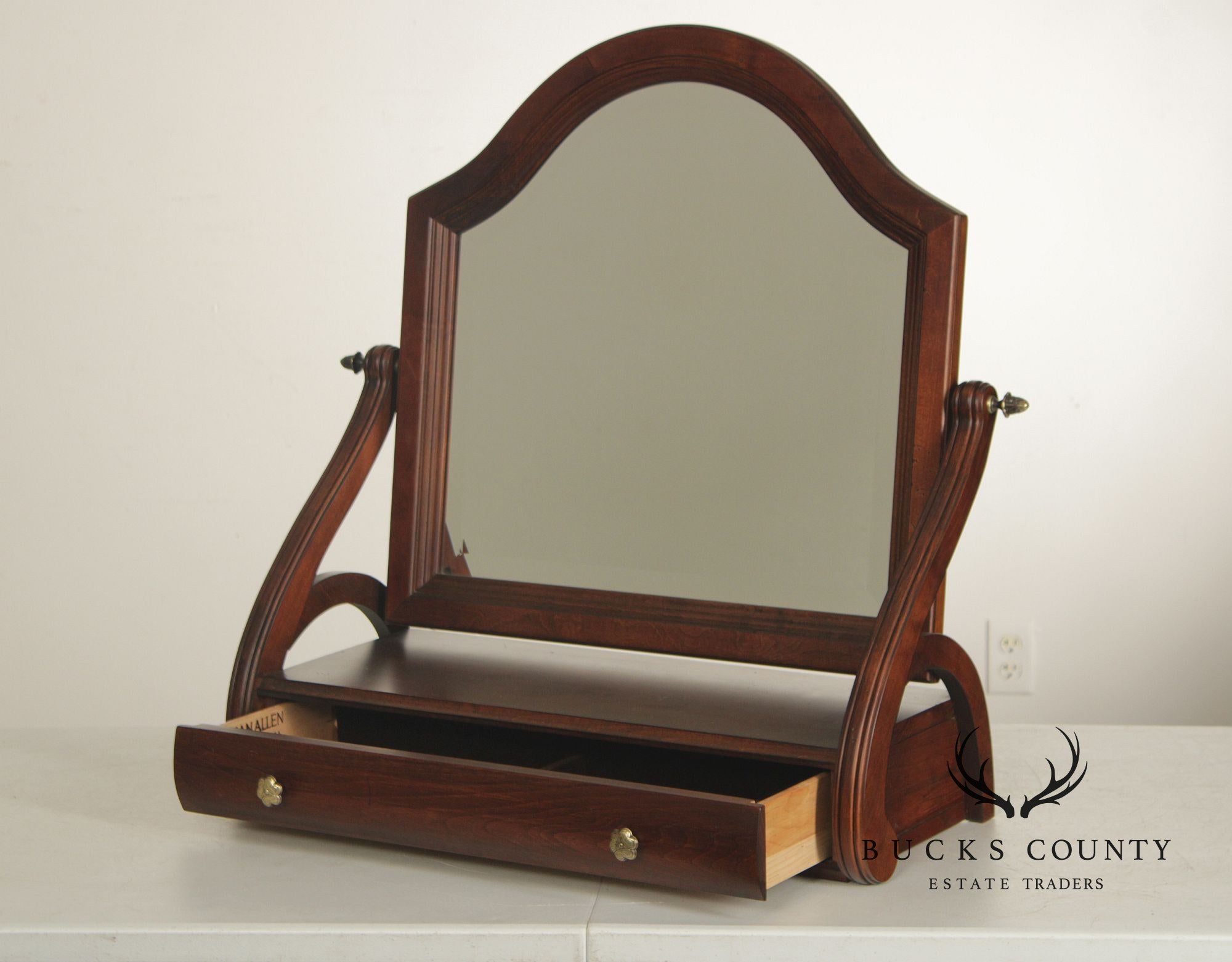 Ethan Allen 'British Classics' Dresser Top Mirror