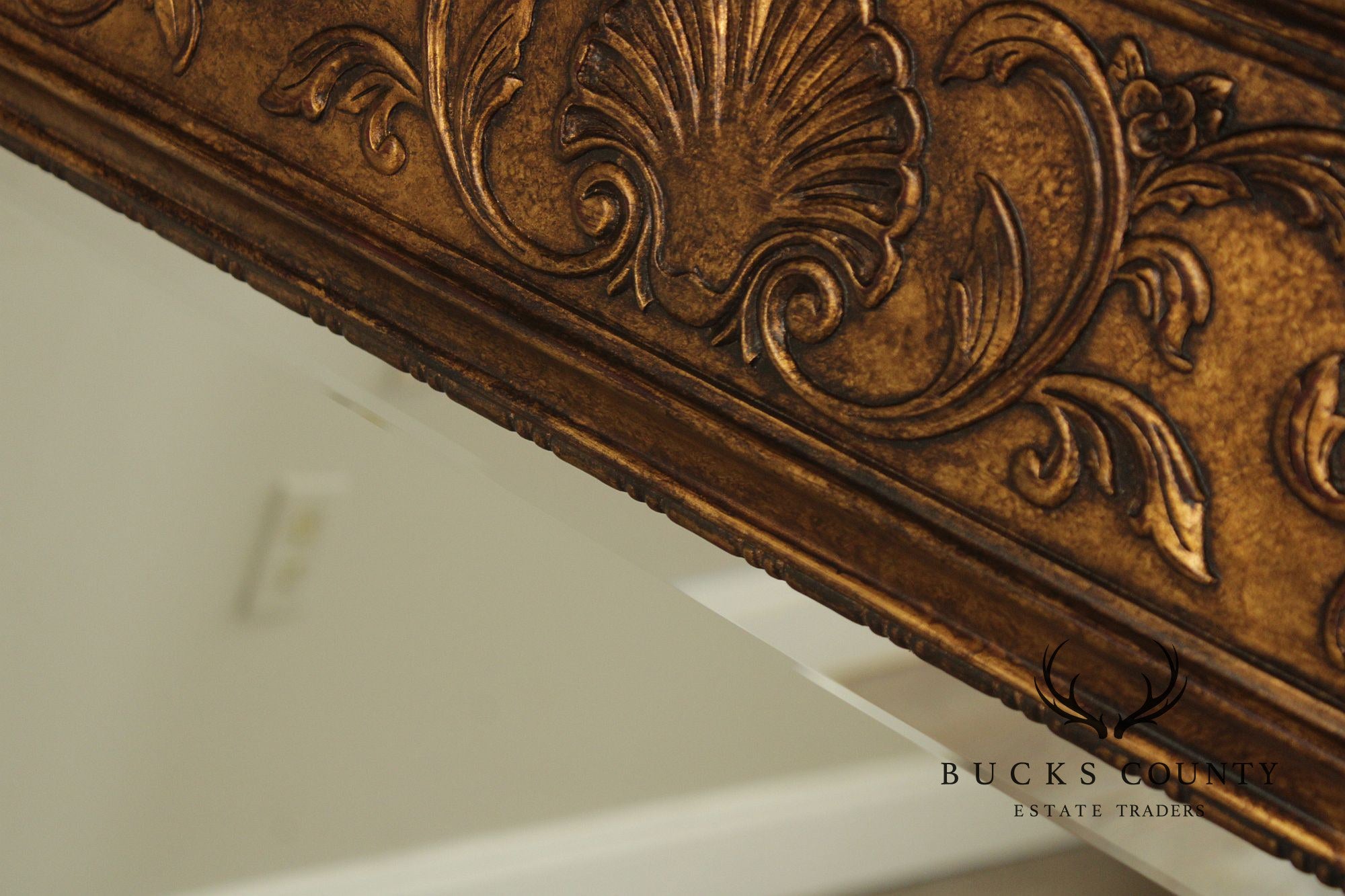 Henredon Charles X Neoclassical Style Giltwood Wall Mirror