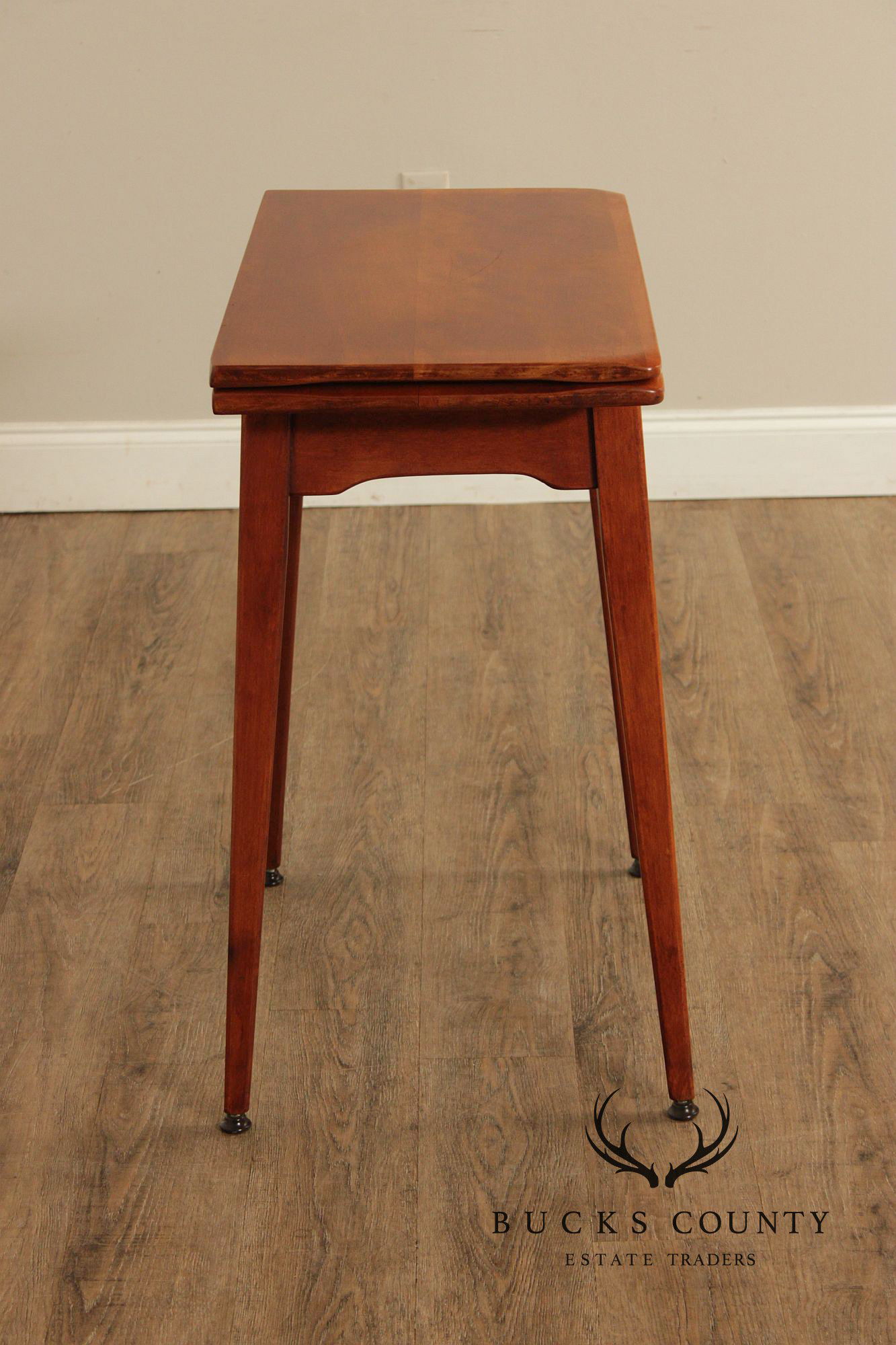 Cushman Colonial Creations Rock Maple Pivot Top Card Table