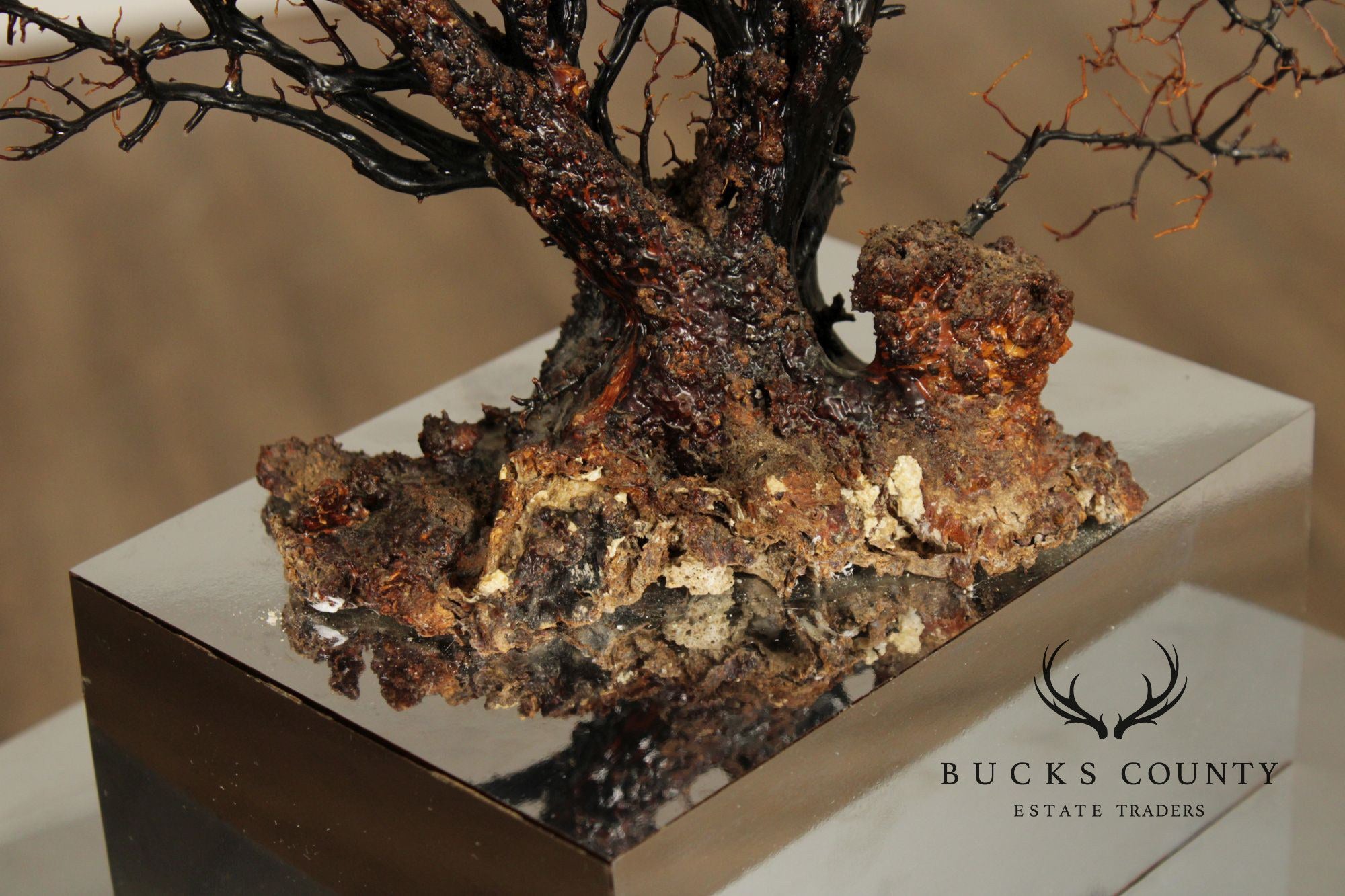 Modern Style Polished Stainless Steel Pedestal With Coral Fan Sculpture