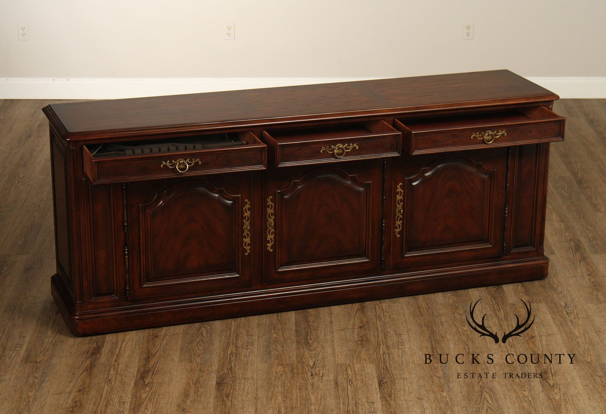 Henredon Four Centuries French Country Oak Buffet Sideboard