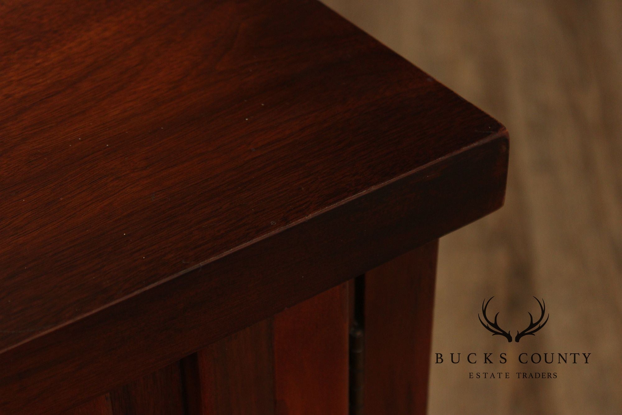 United Furniture Mid Century Modern Walnut & Burl Long Credenza Sideboard