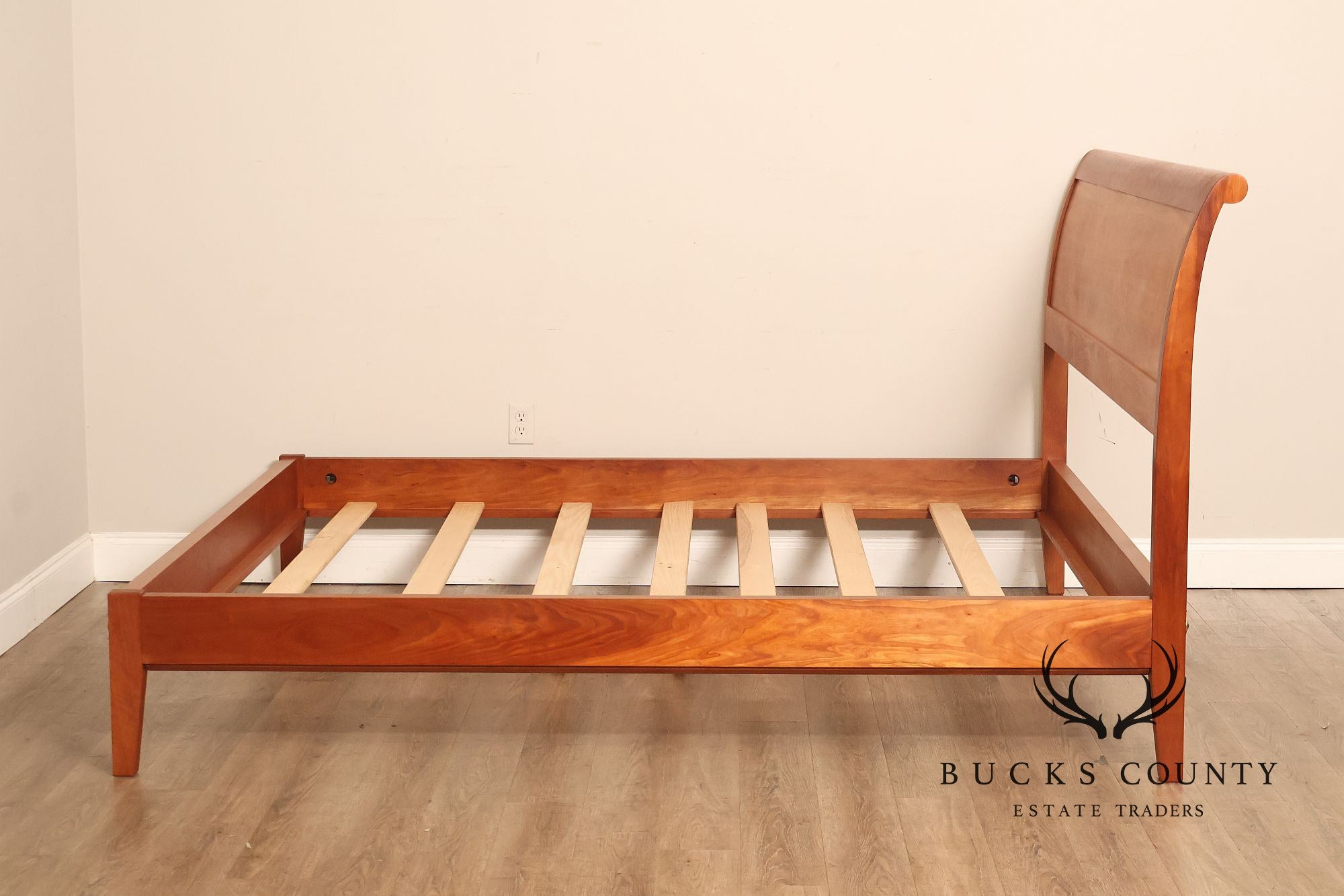 Thomas Moser Cherry King Sleigh Bed
