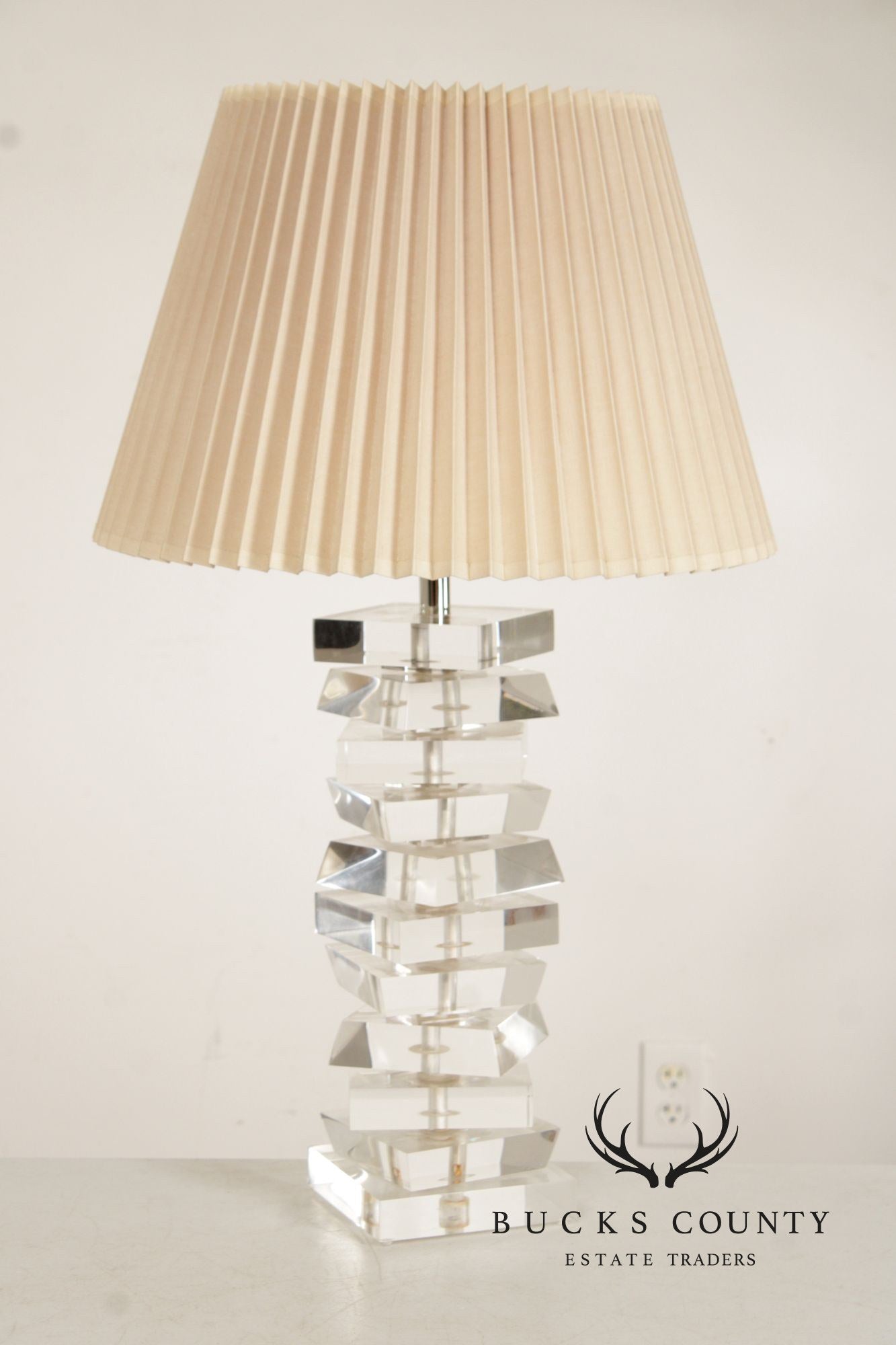 George Bullio 1970's Modern Stacked Lucite Table Lamp