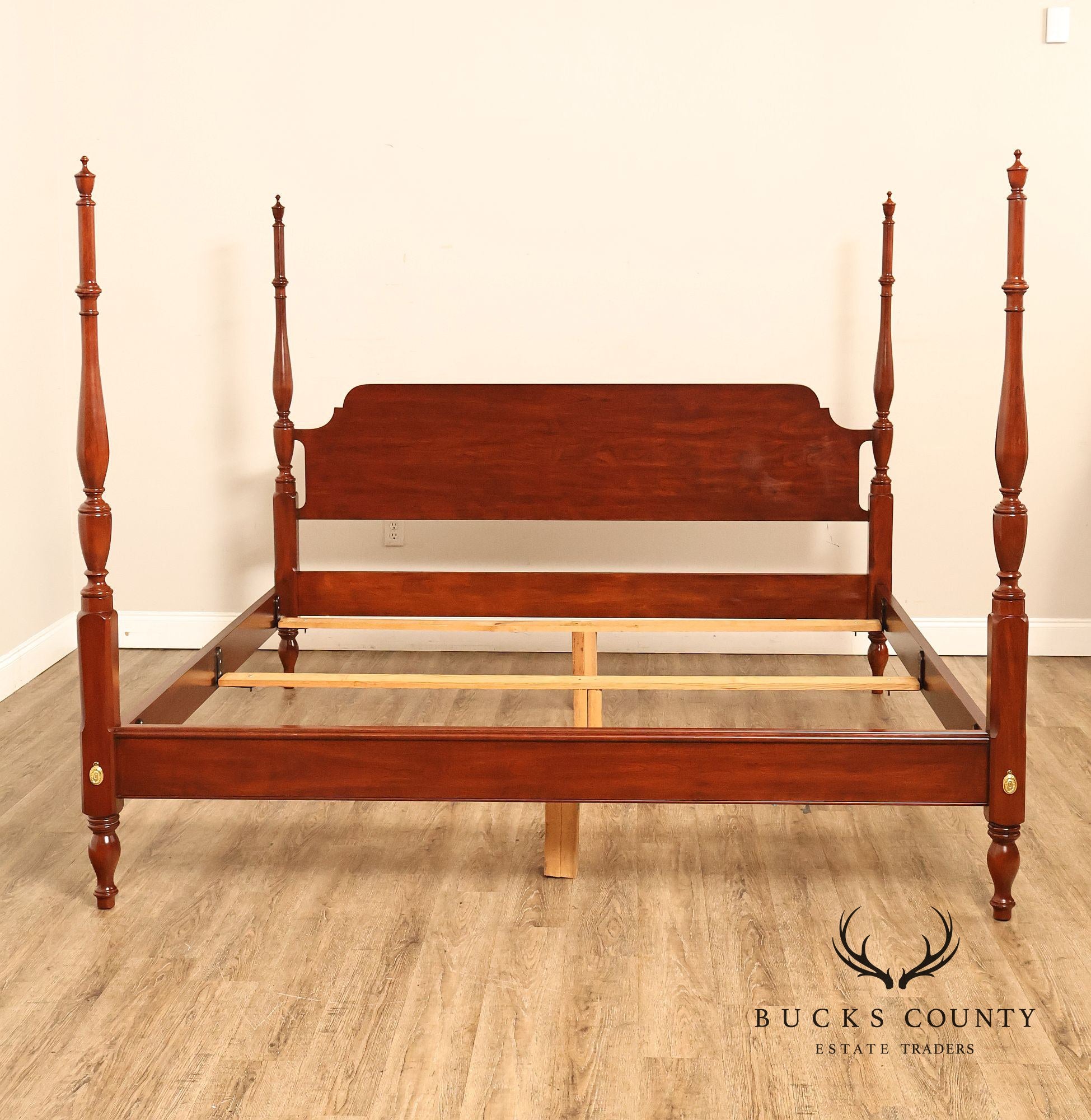 Henkel Harris Solid Cherry King Four Poster Bed