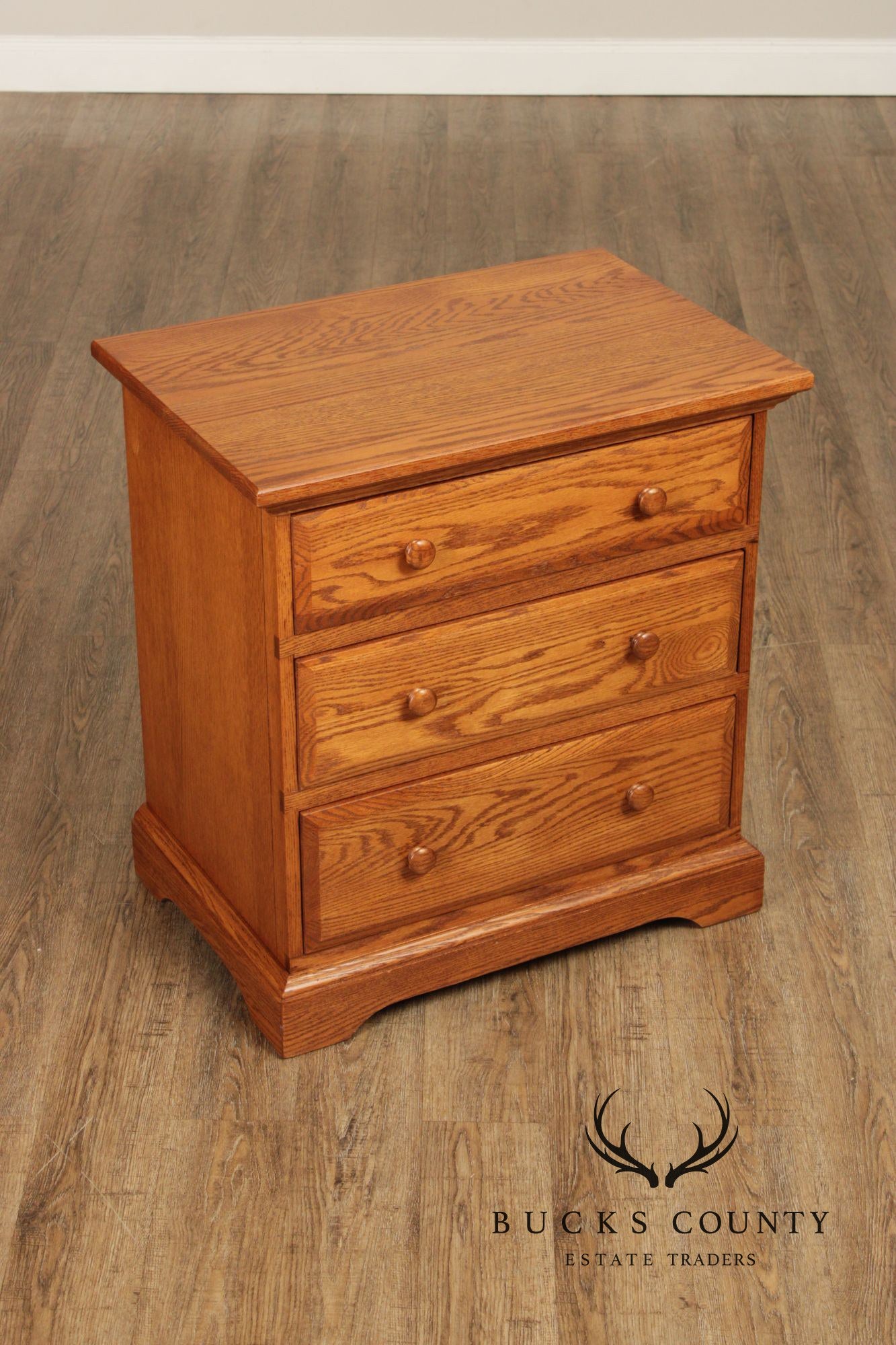 Hunt Country Furniture Pair of Oak Three-Drawer Nightstands
