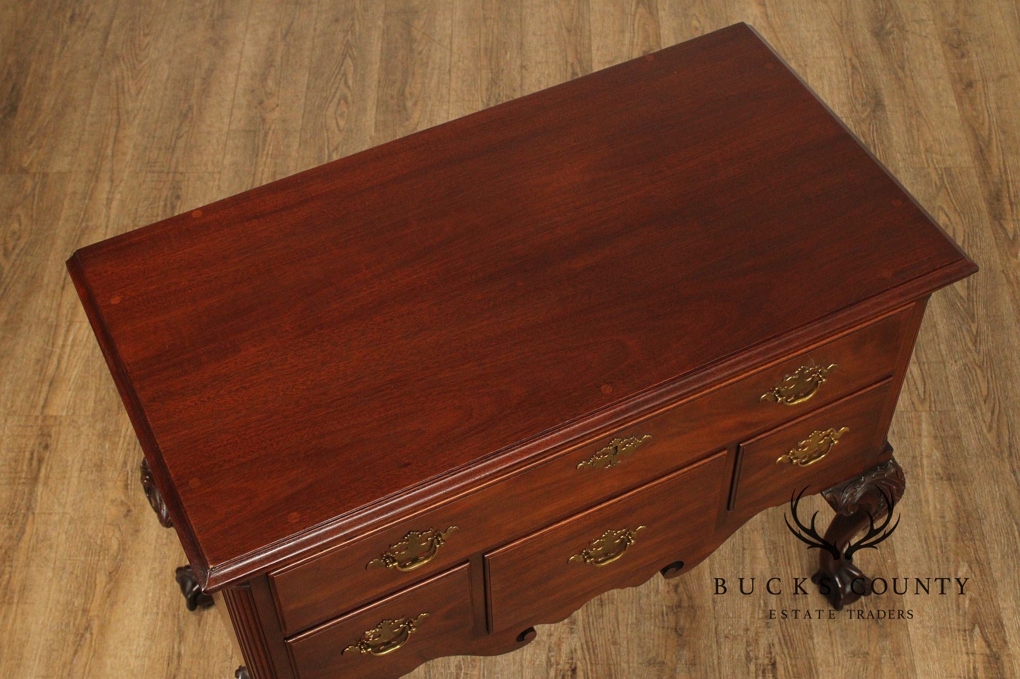 Kittinger Colonial Williamsburg Mahogany Chippendale Style Lowboy