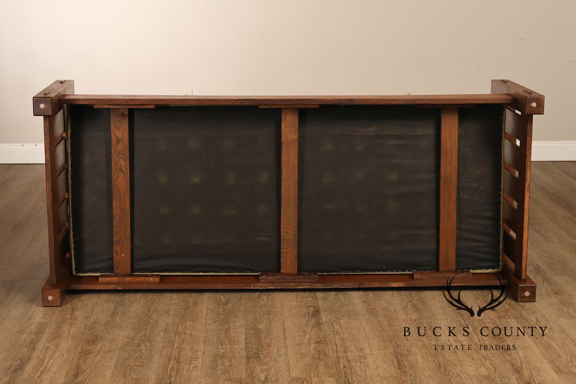 Custom Quality Mission Style Oak Settle Sofa