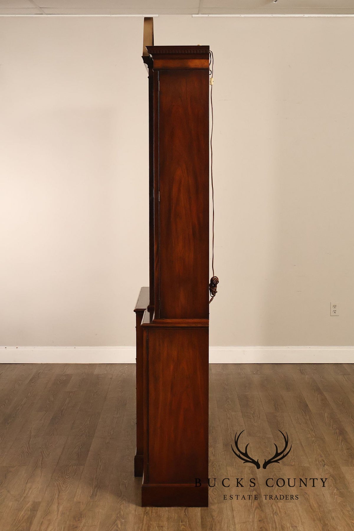 Baker Furniture Georgian Style Vintage Mahogany Breakfront Bookcase