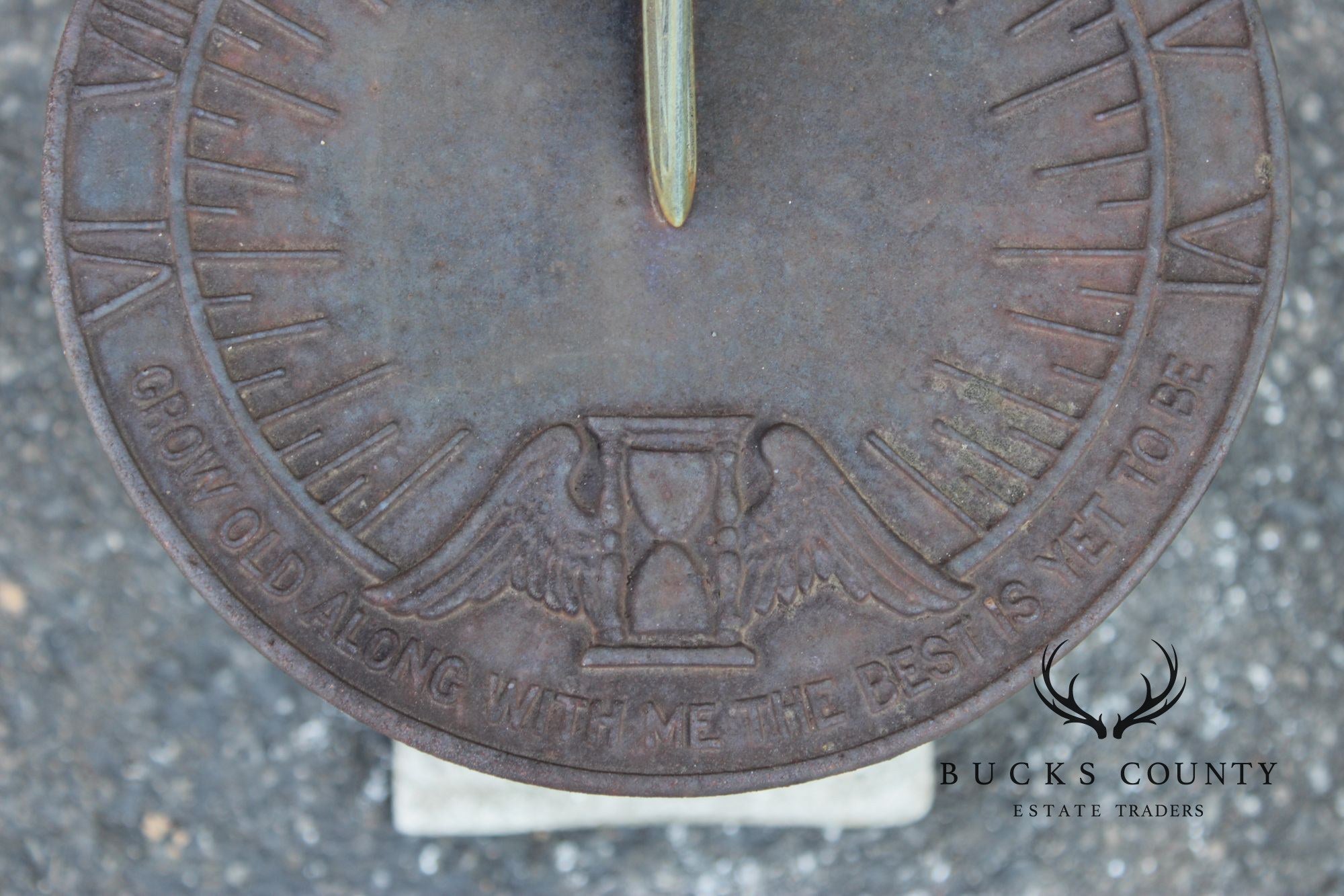 Virginial Metalcrafters Roman Style Outdoor Garden Sundial