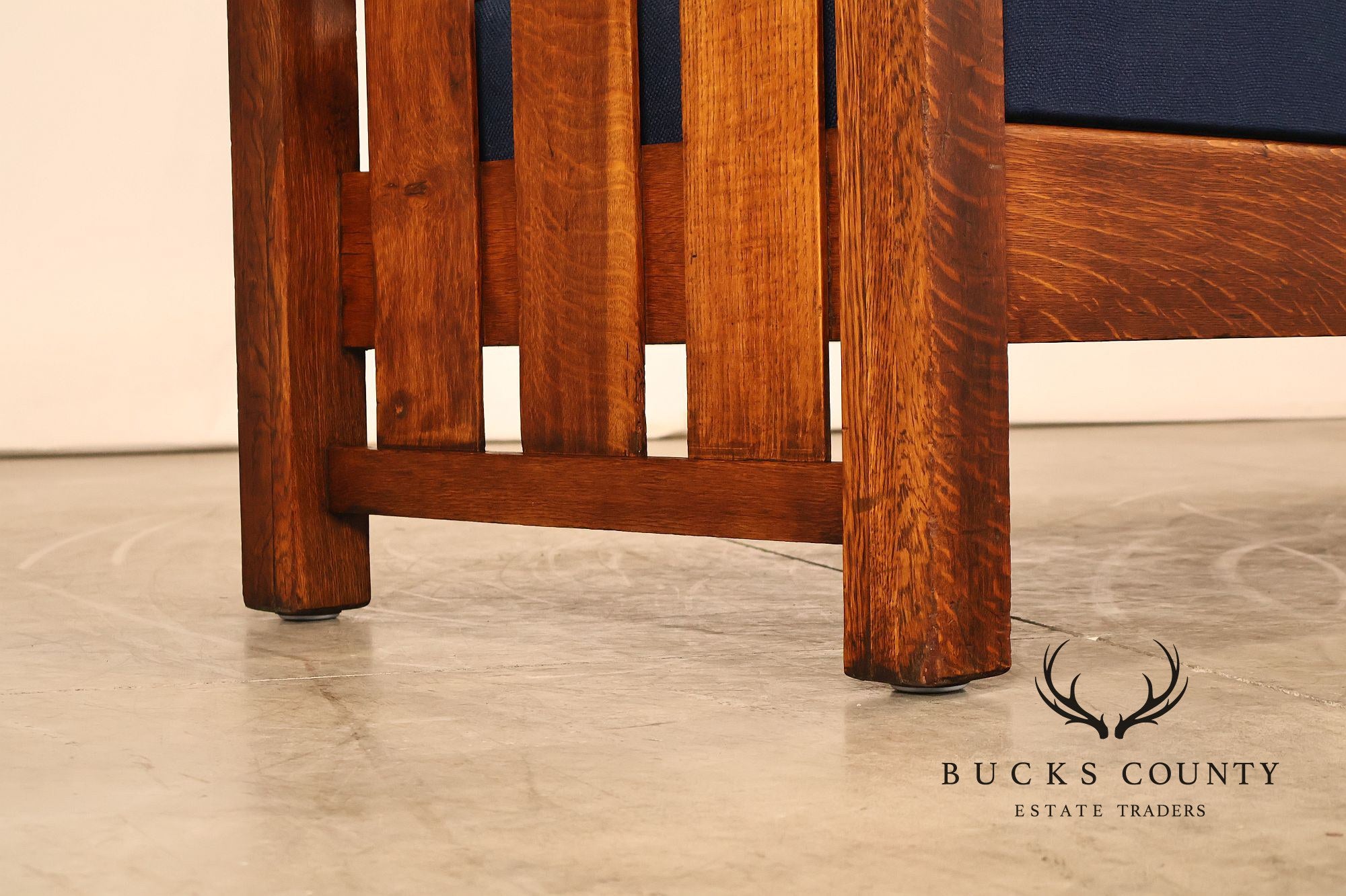 Phoenix Mission Style Quarter Sawn Oak Plank Sofa With Blue Cushions
