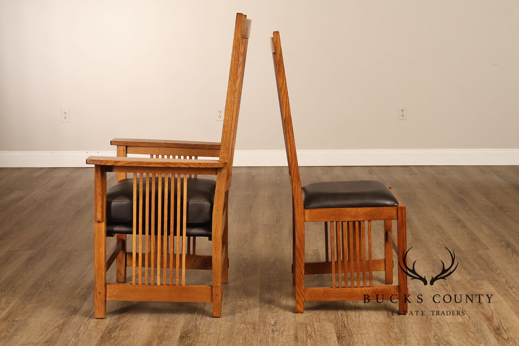 Stickley Mission Collection Set of Eight Oak Spindle Dining Chairs