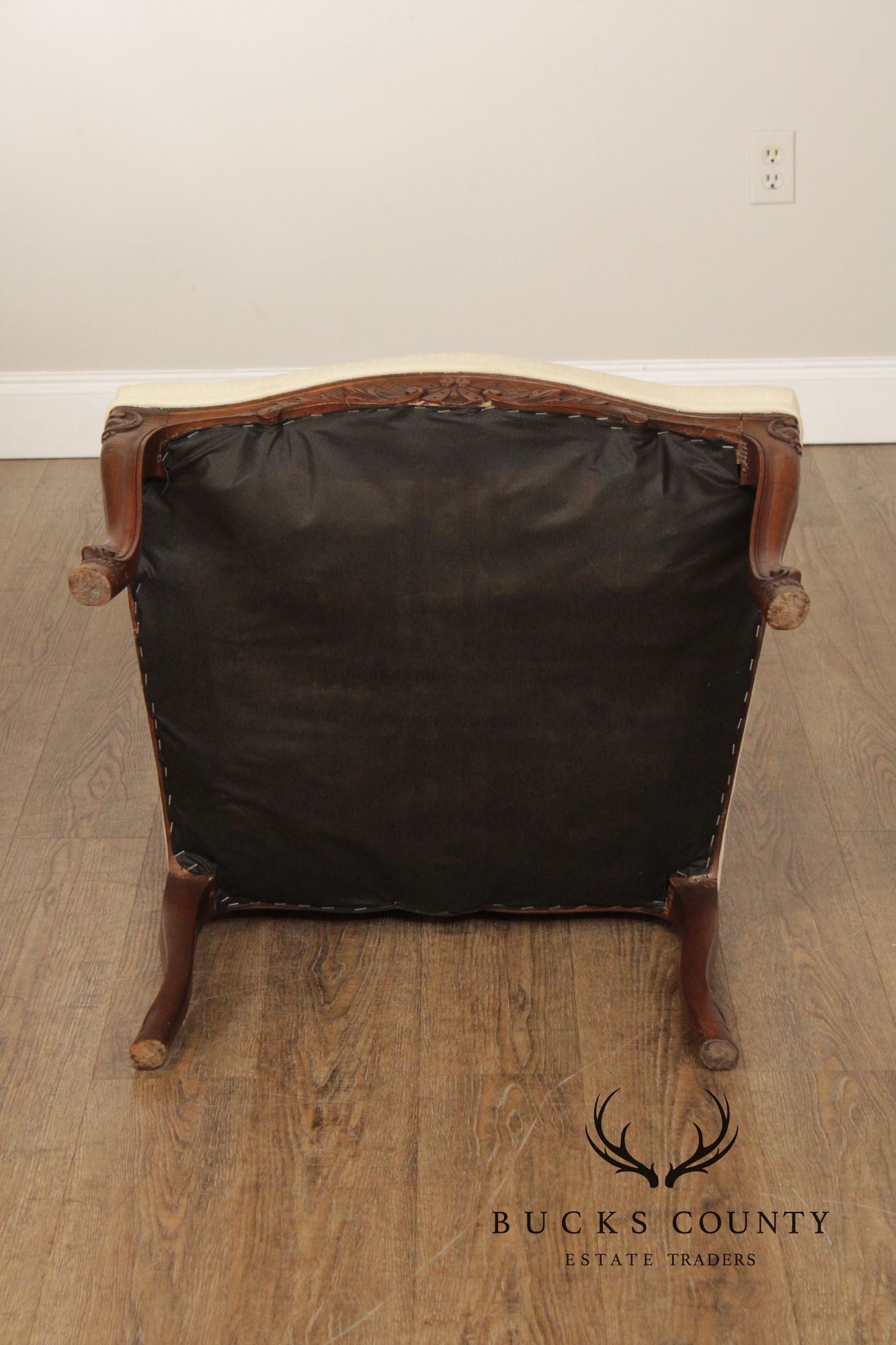 Antique French Louis XV Style Pair of Carved Walnut Fauteuil Armchairs