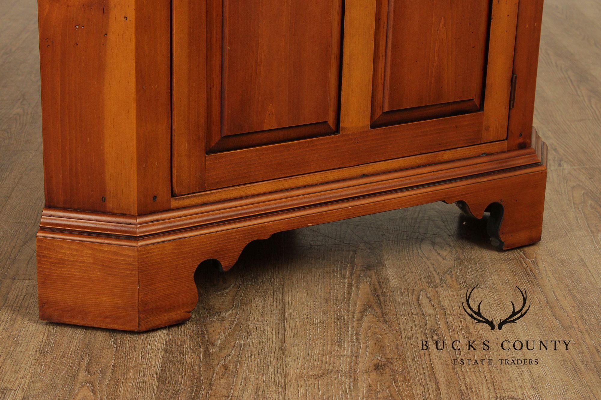 William Draper Country Pine Corner Cabinet