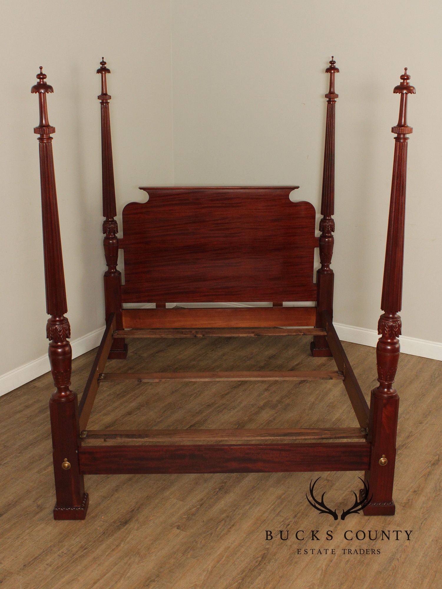 Baker Hepplewhite Style Queen Size Mahogany Poster Bed