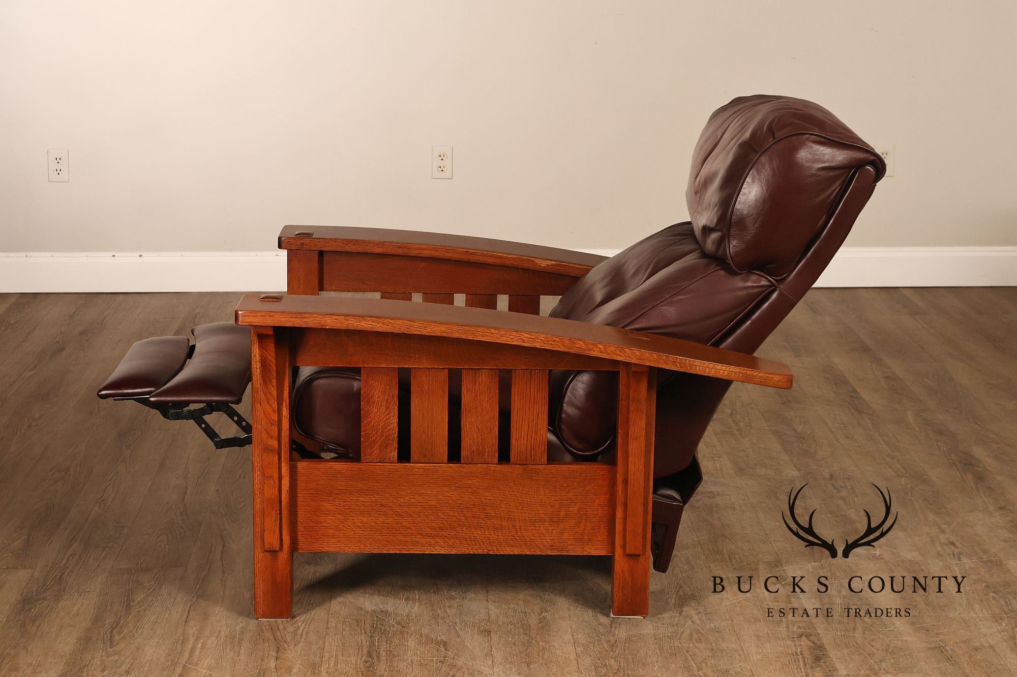 Stickley Mission Collection Pair Of Oak Bow Arm Morris Chair Recliners