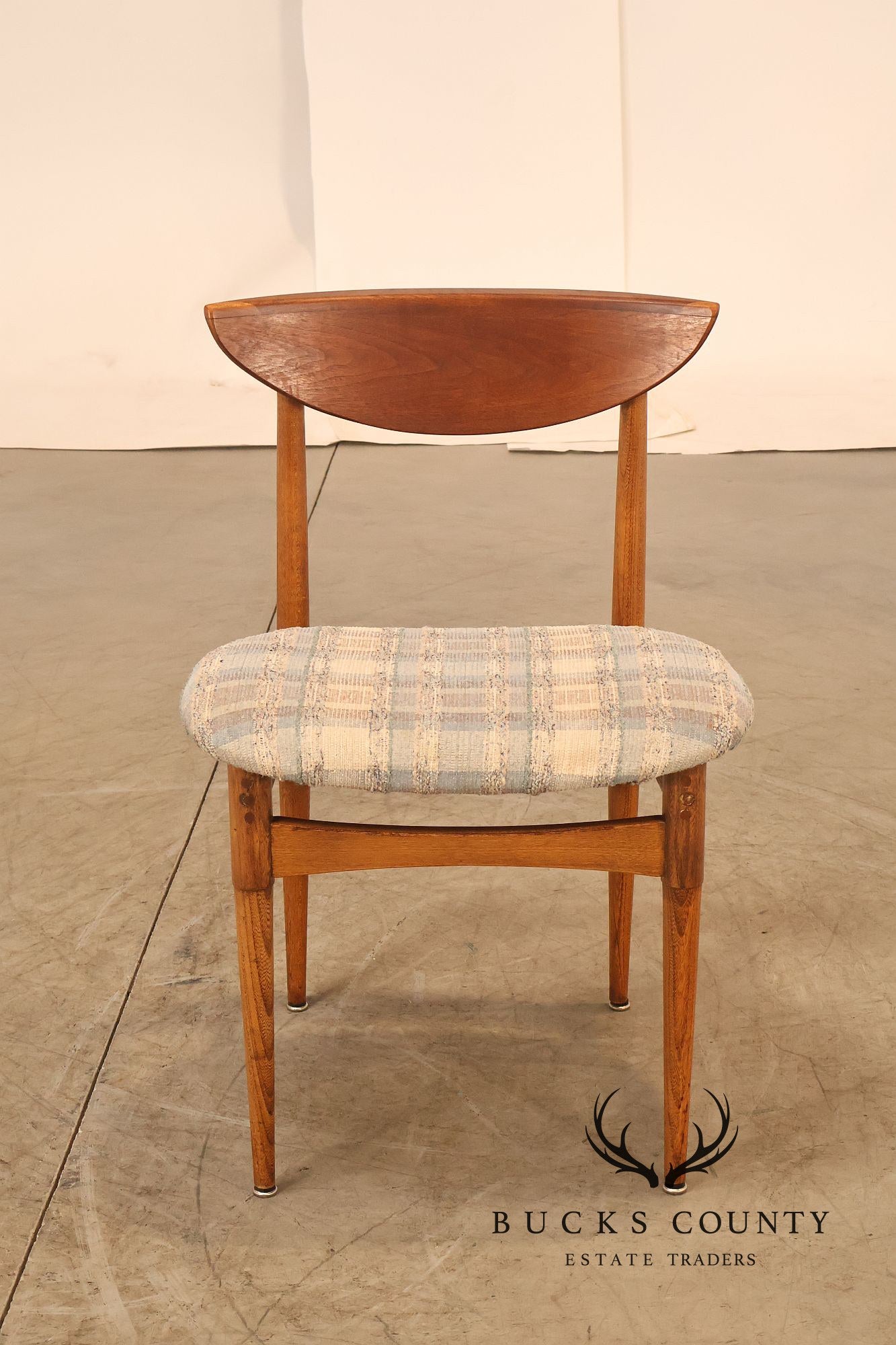 Lane Perception Mid Century Modern Walnut Side Chair