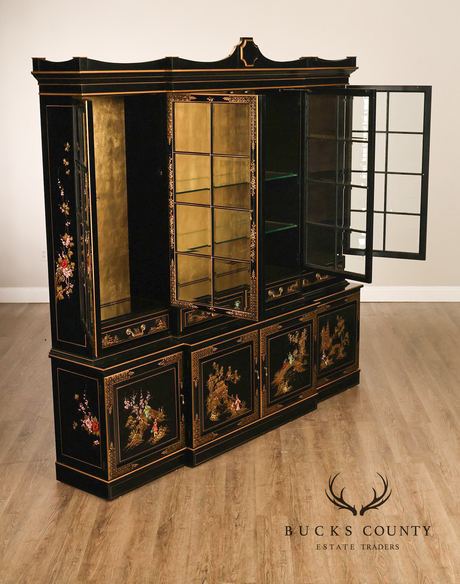 Union National Chinoiserie Hand Painted China Display Cabinet