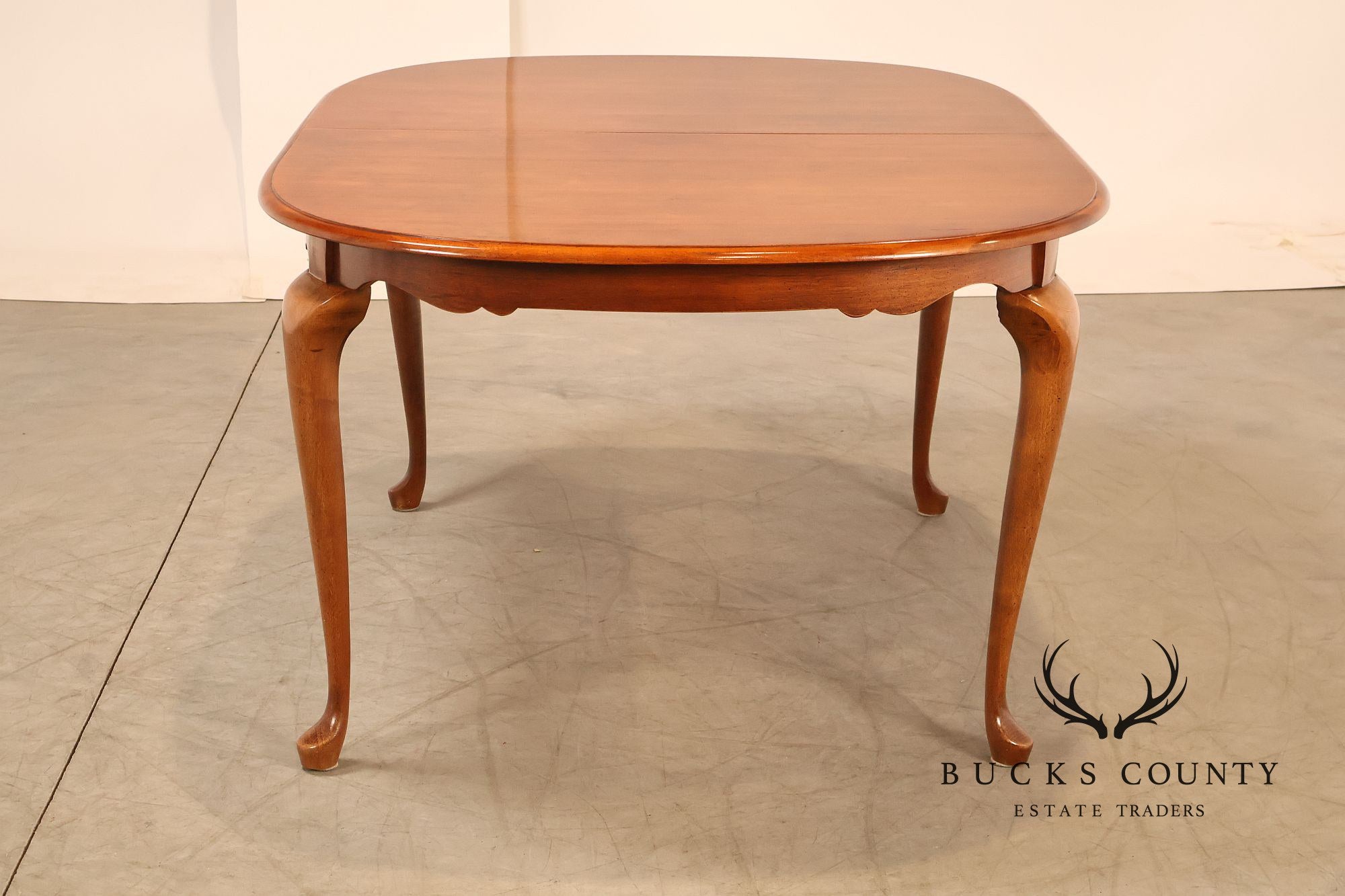 American Drew Traditional Cherry Dining Table With Two Leaves