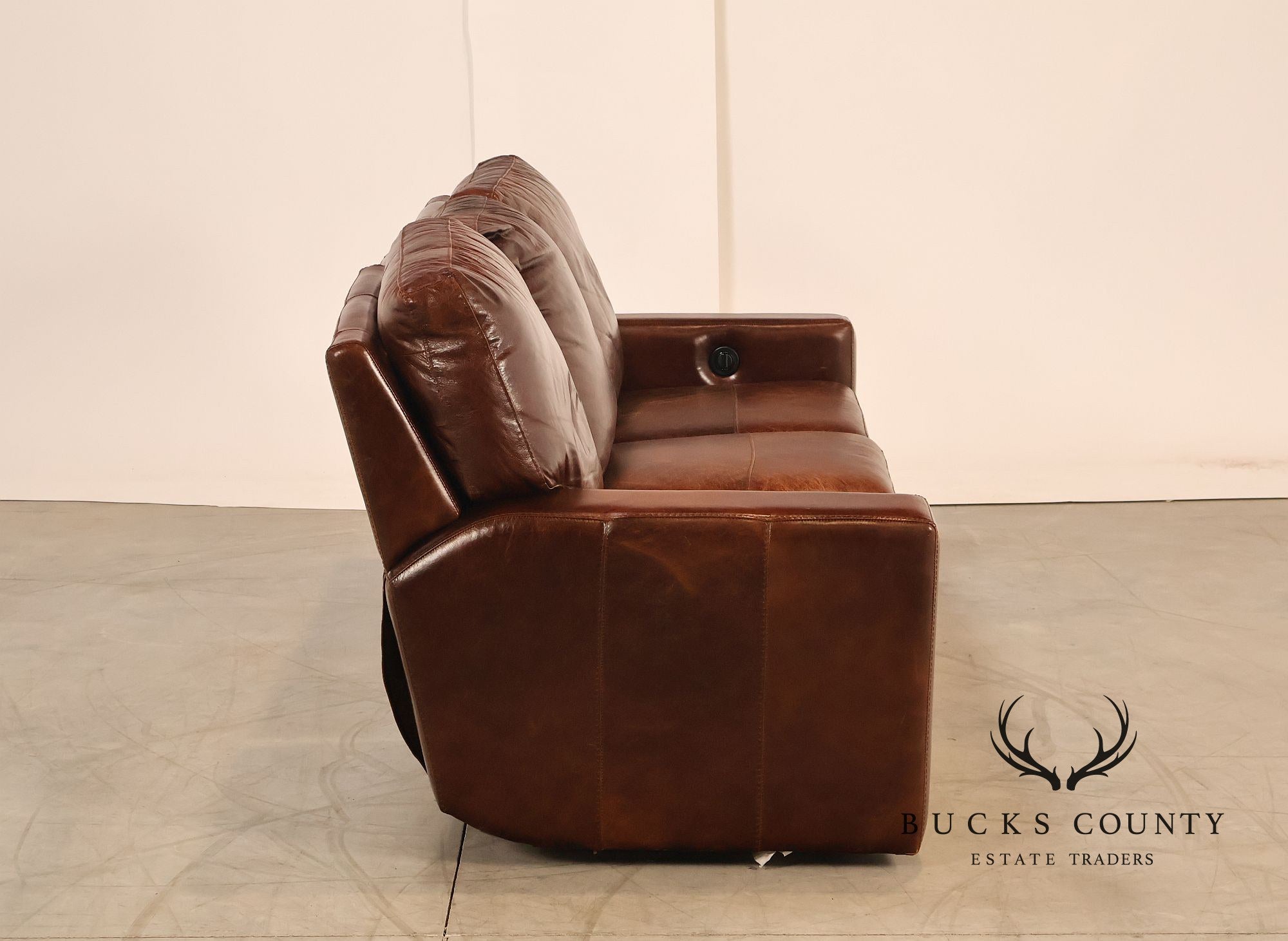 Soft Line Pair of 'Energia' Leather Power Reclining Sofas