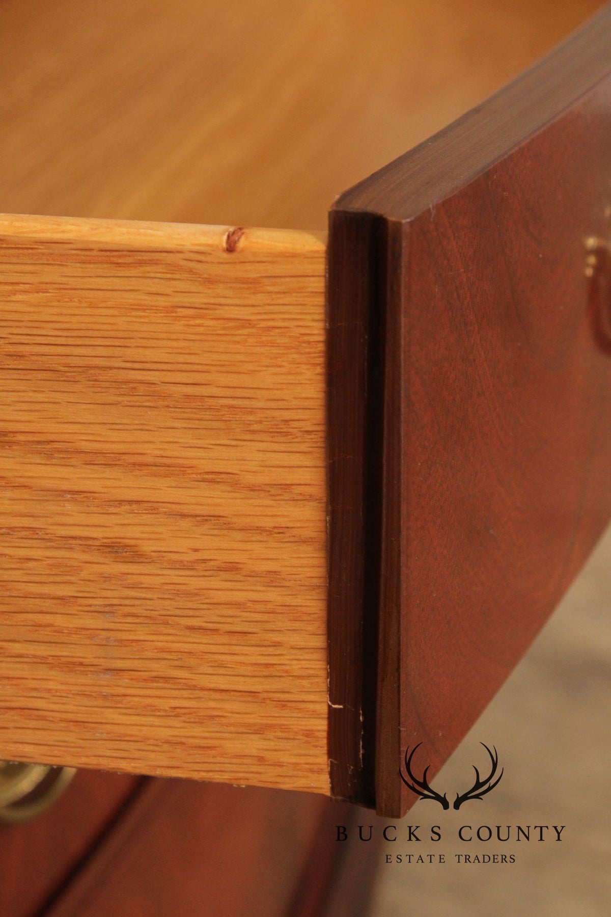 Ethan Allen '18th Century Mahogany' Chest of Drawers