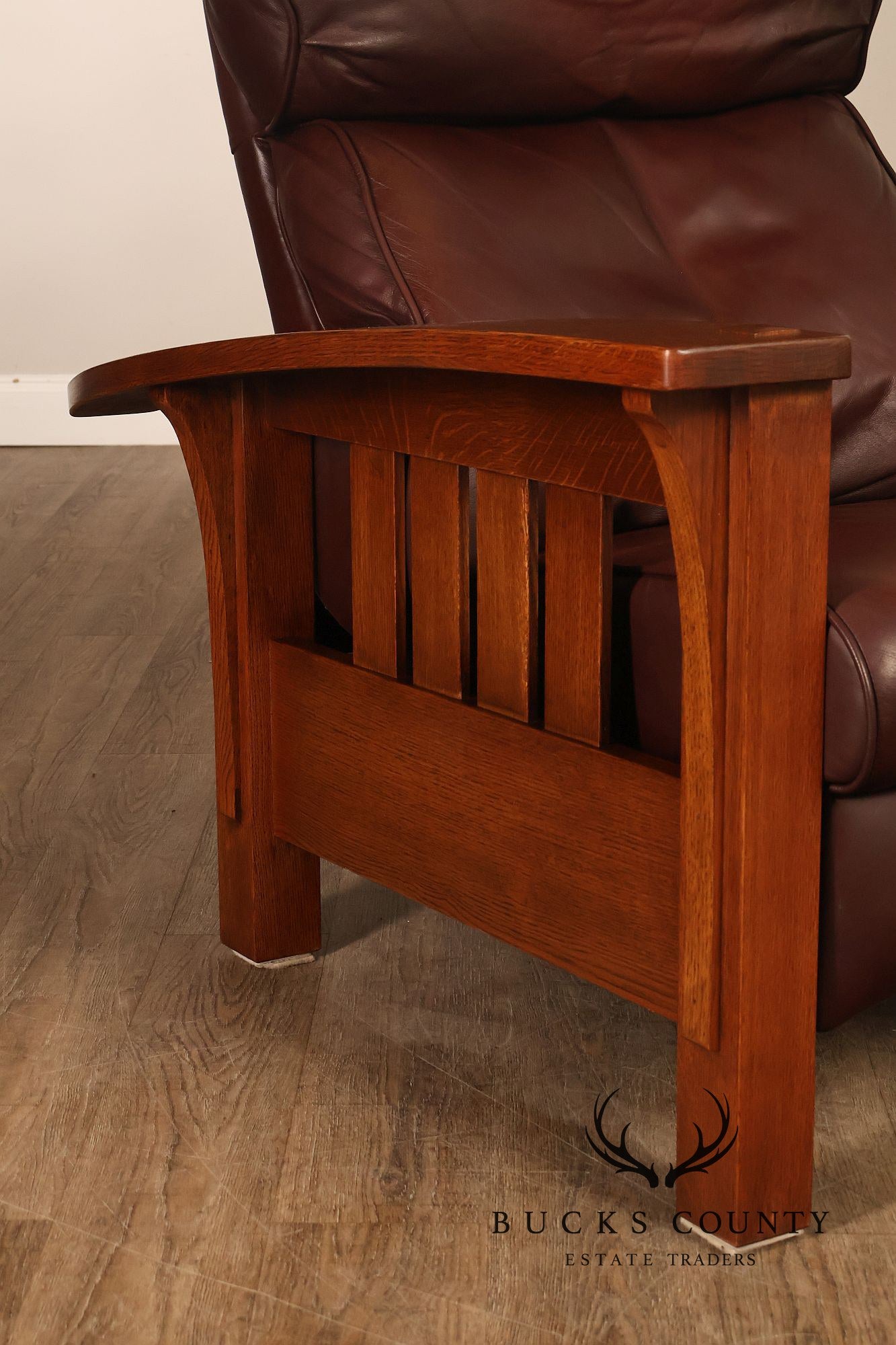 Stickley Mission Collection Pair Of Oak Bow Arm Morris Chair Recliners