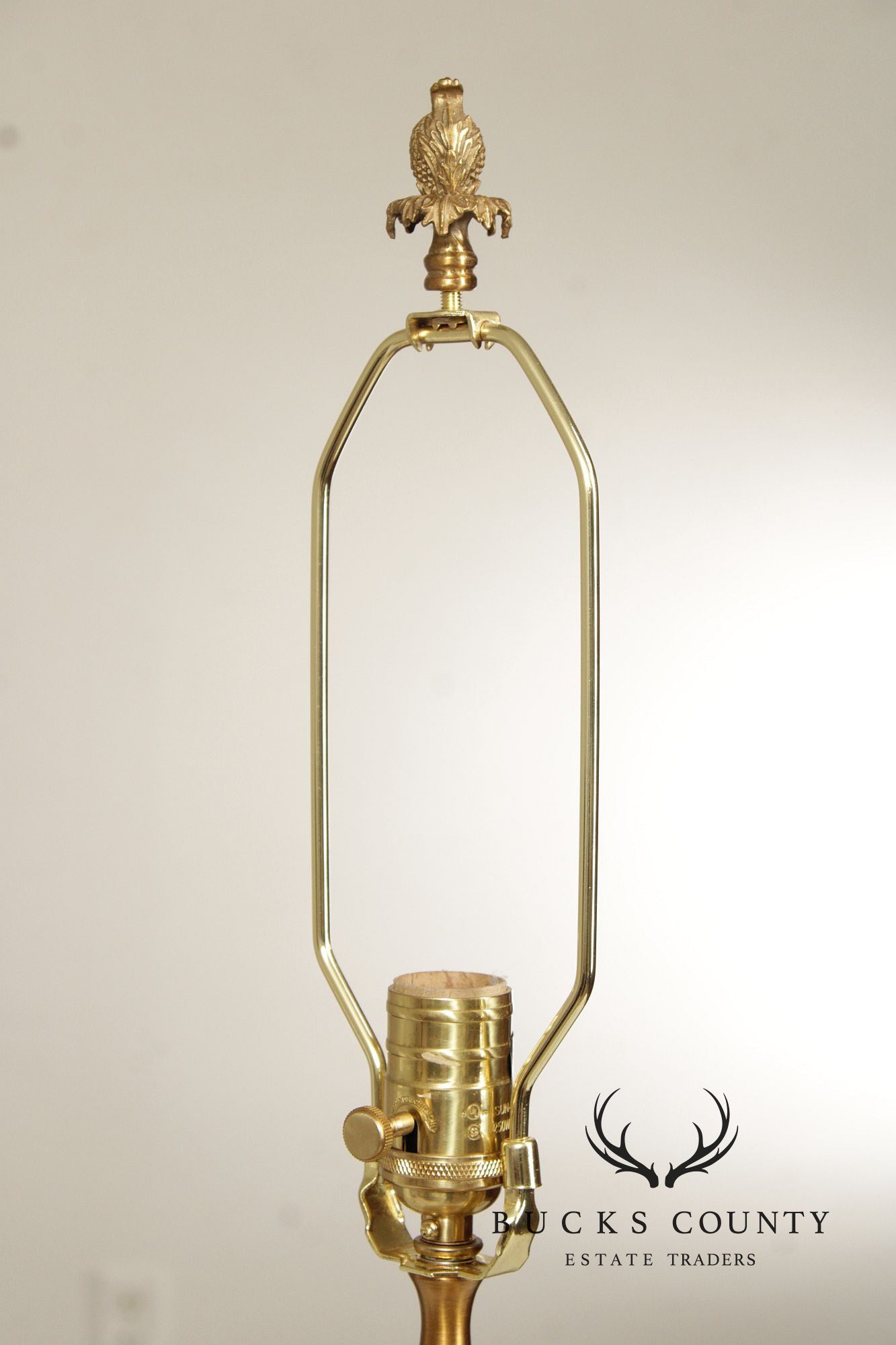 Ethan Allen Amber Glass Urn Table Lamp