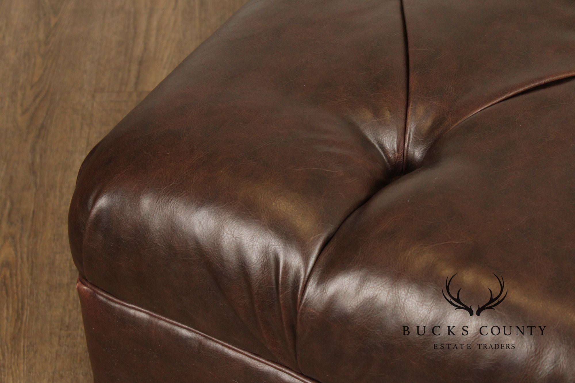 English Traditional Style Tufted Ottoman