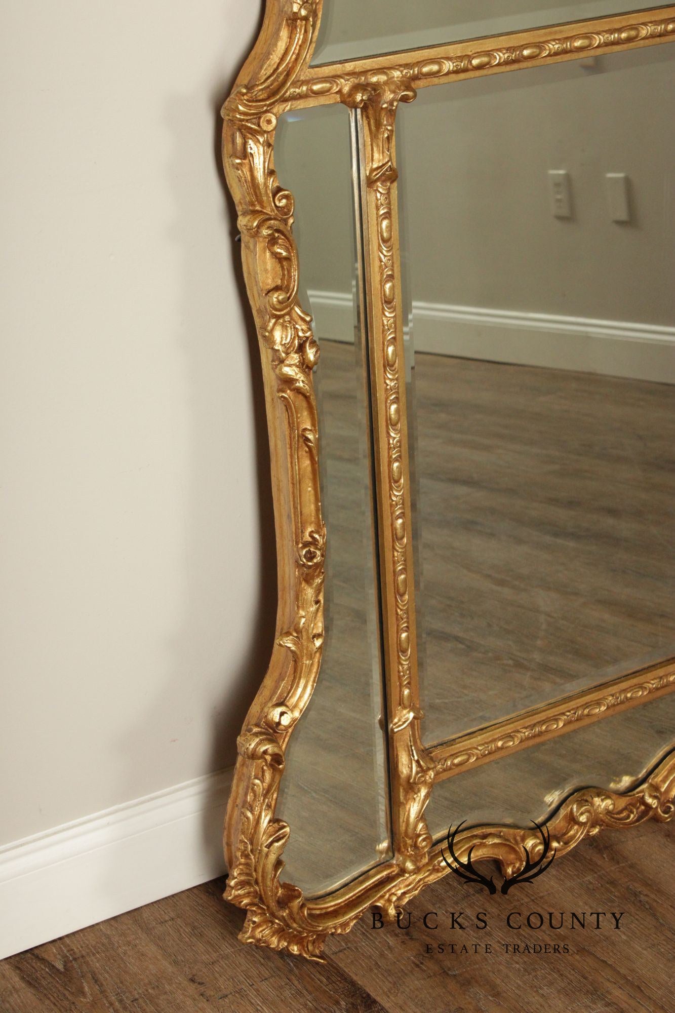 French Rococo Style Quality Gilt Frame Carved Wall Mirror