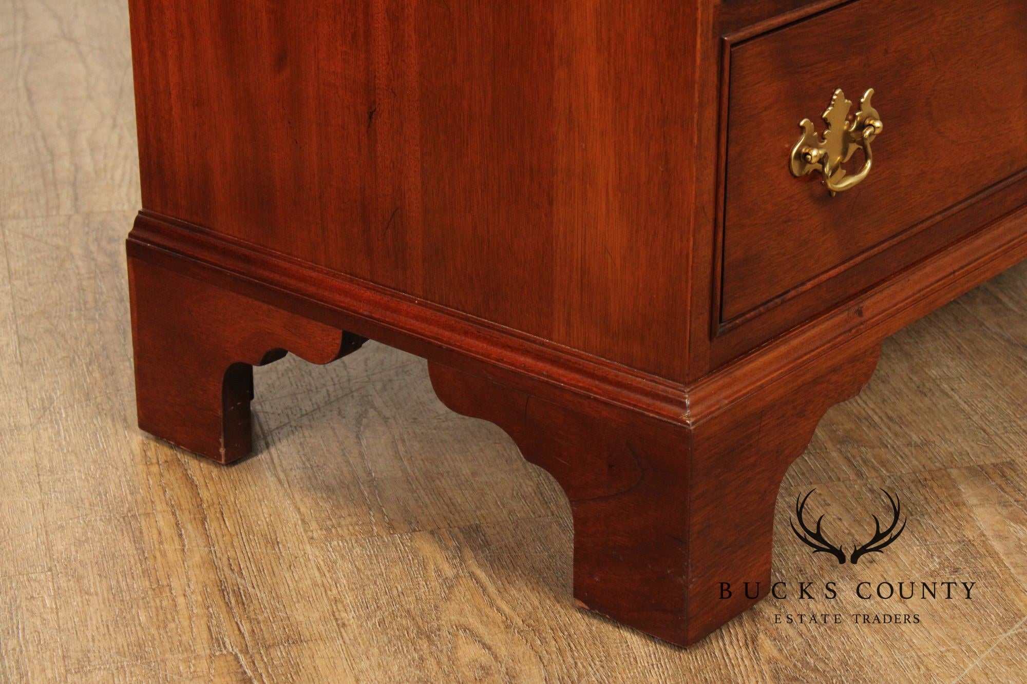 STICKLEY BACHELOR CHEST