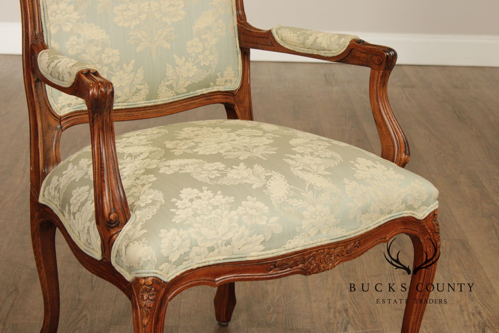 Ethan Allen French Louis XV Style Pair Fauteuil Armchairs