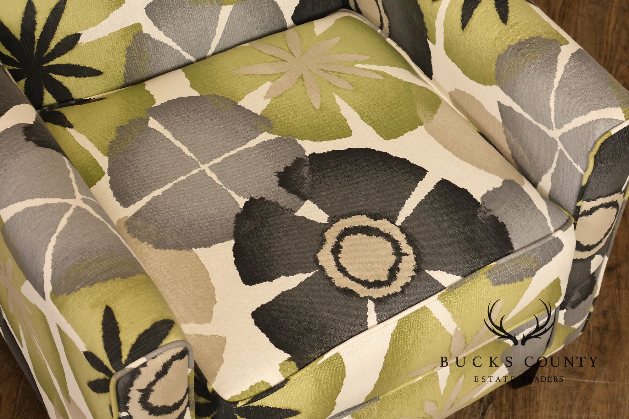 Fusion Furniture 'Daine' Accent Armchair