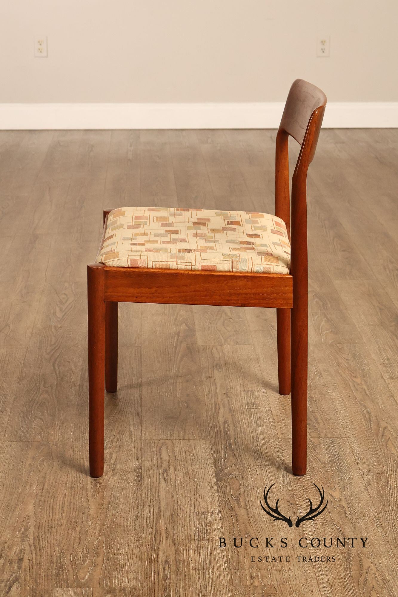 Danish Modern Set Of Eight Compatible Teak Dining Chairs