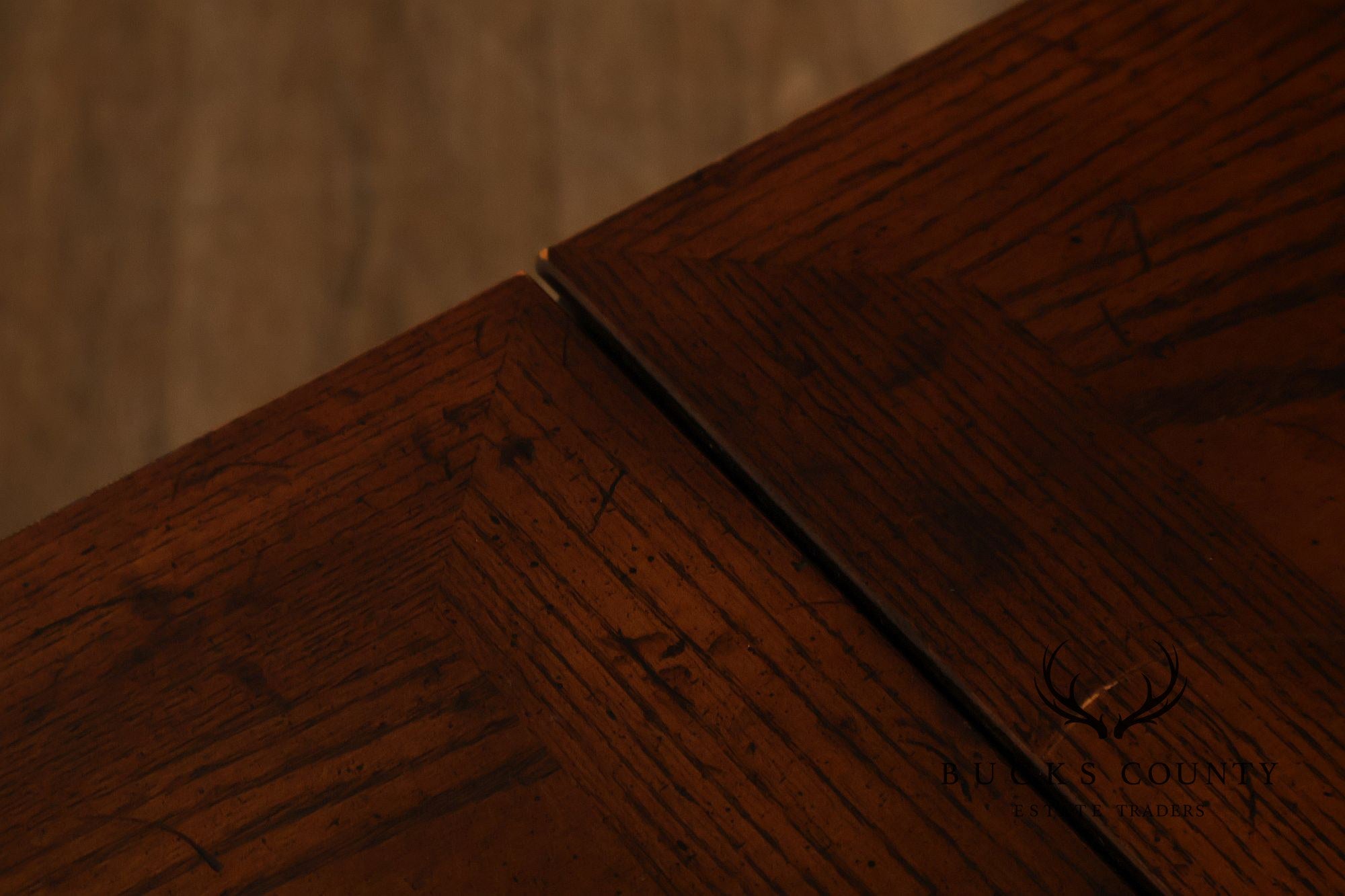 Henredon French Louis XV Style Oak Expanding Coffee Table