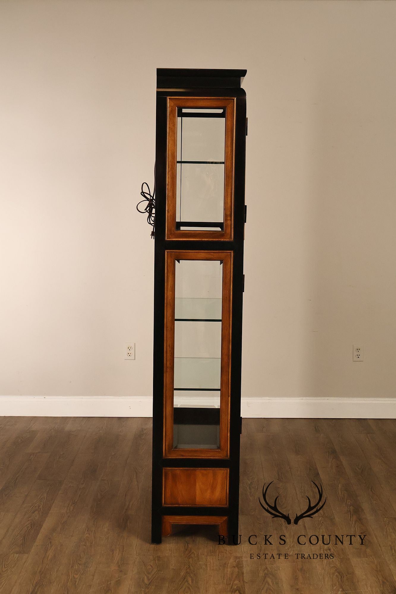 Century Furniture Chin Hua Collection Asian Style Display Cabinet